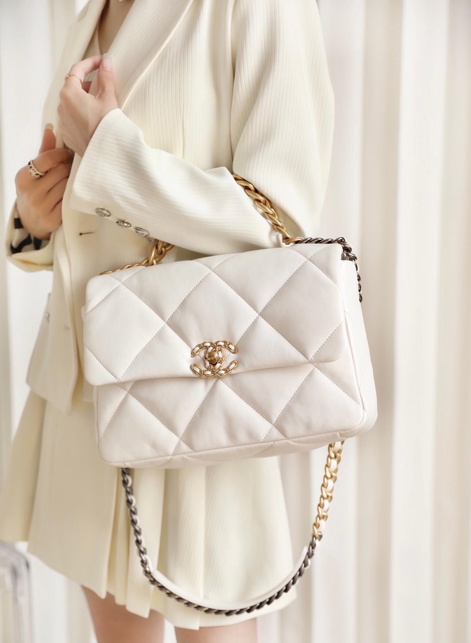 CHANEL Large 19 Flap Bag White Lambskin Mixed Metal Hardware