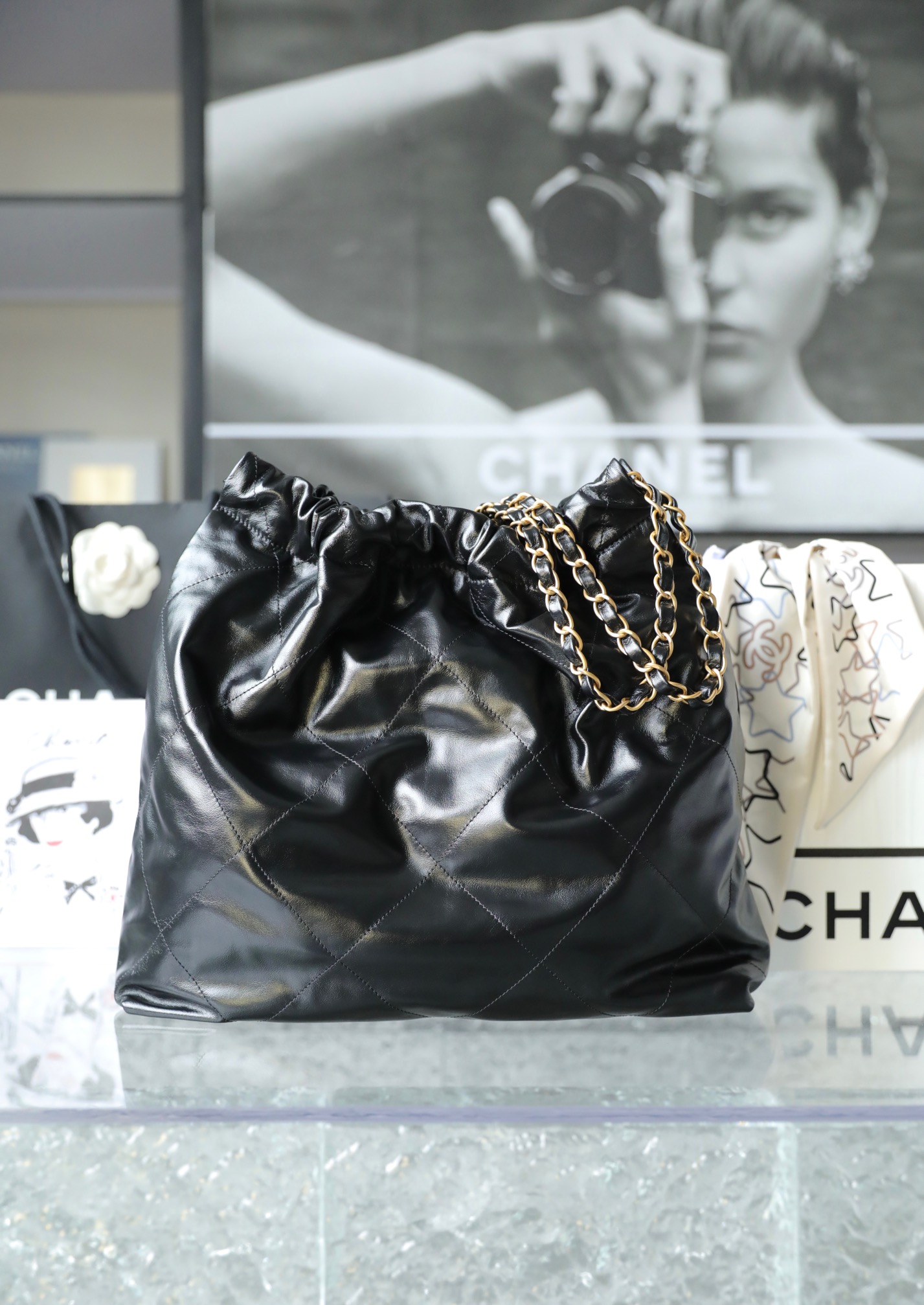 CHANEL Medium 22 Bag Black Calfskin Gold Hardware