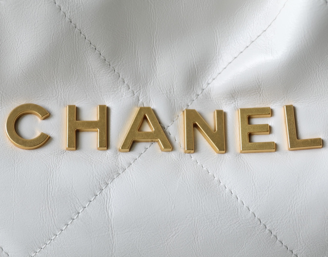 CHANEL Medium 22 Bag White Calfskin Gold Hardware