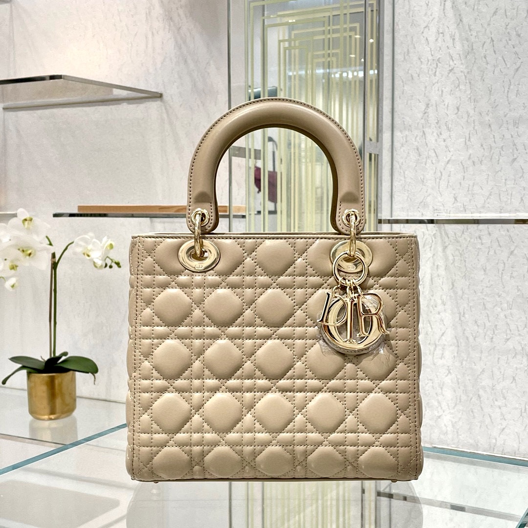 DIOR Medium Lady Dior Bag In Sand-Colored Cannage Lambskin Gold Hardware