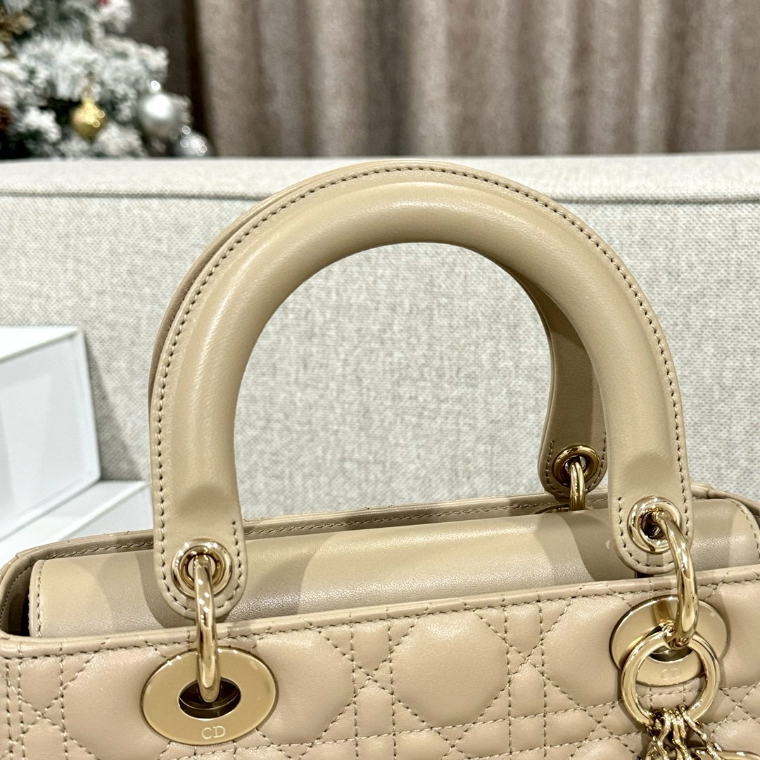 DIOR Medium Lady Dior Bag In Sand-Colored Cannage Lambskin Gold Hardware