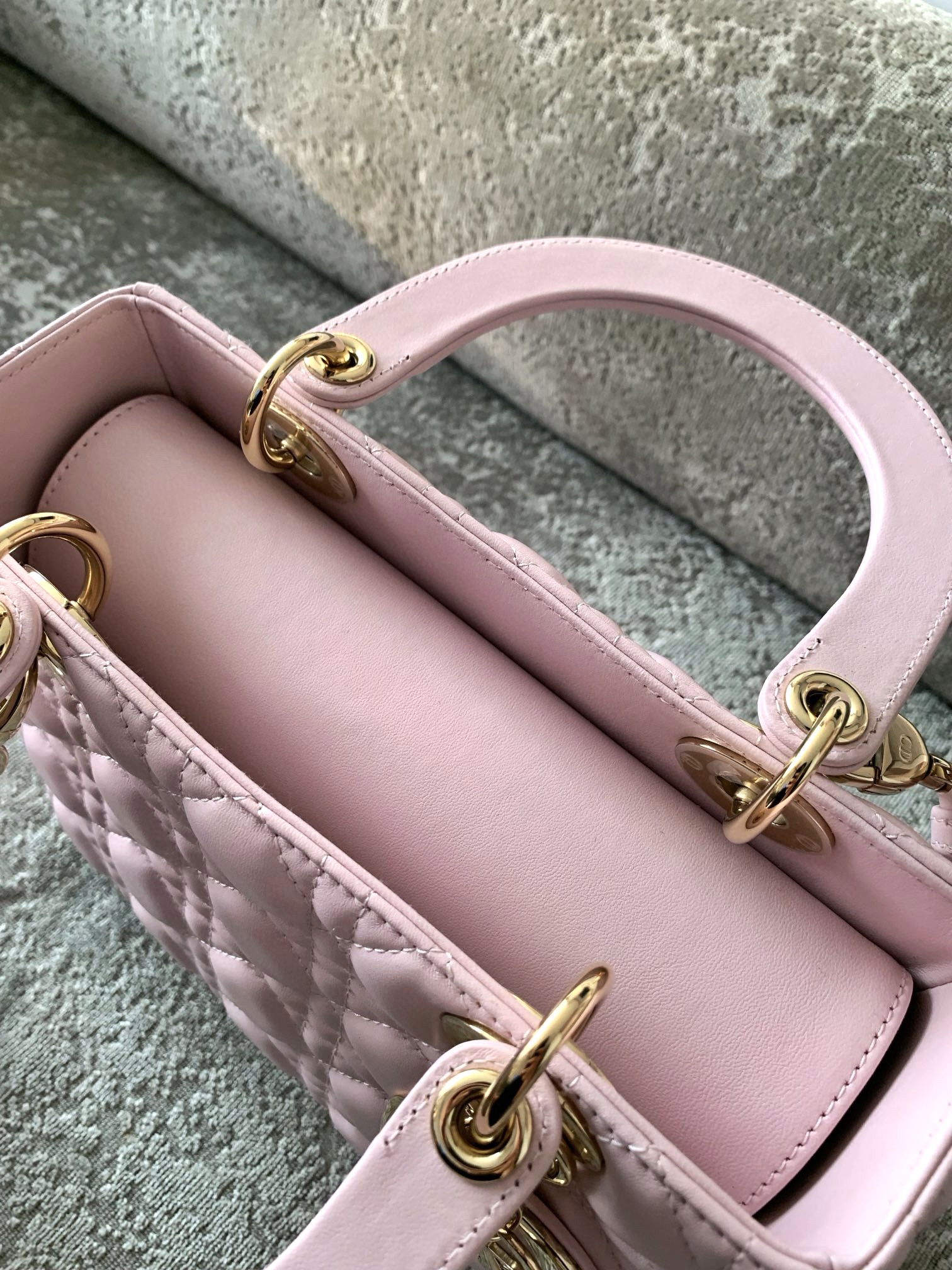 DIOR Medium Lady Dior Bag  Pale Pink Cannage Lambskin Gold Hardware