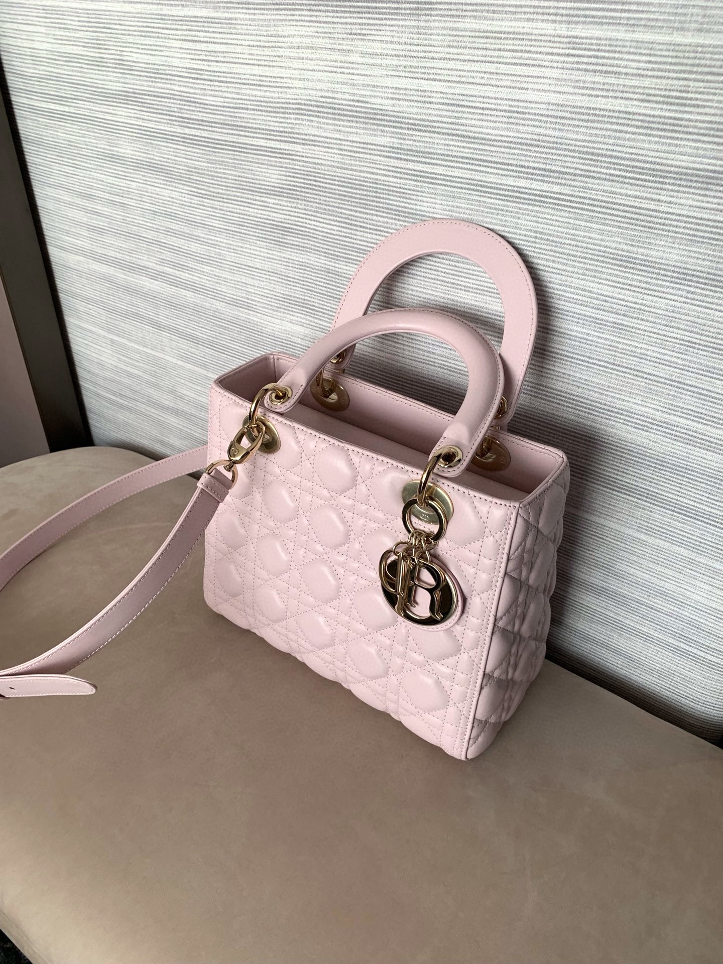 DIOR Medium Lady Dior Bag  Pale Pink Cannage Lambskin Gold Hardware