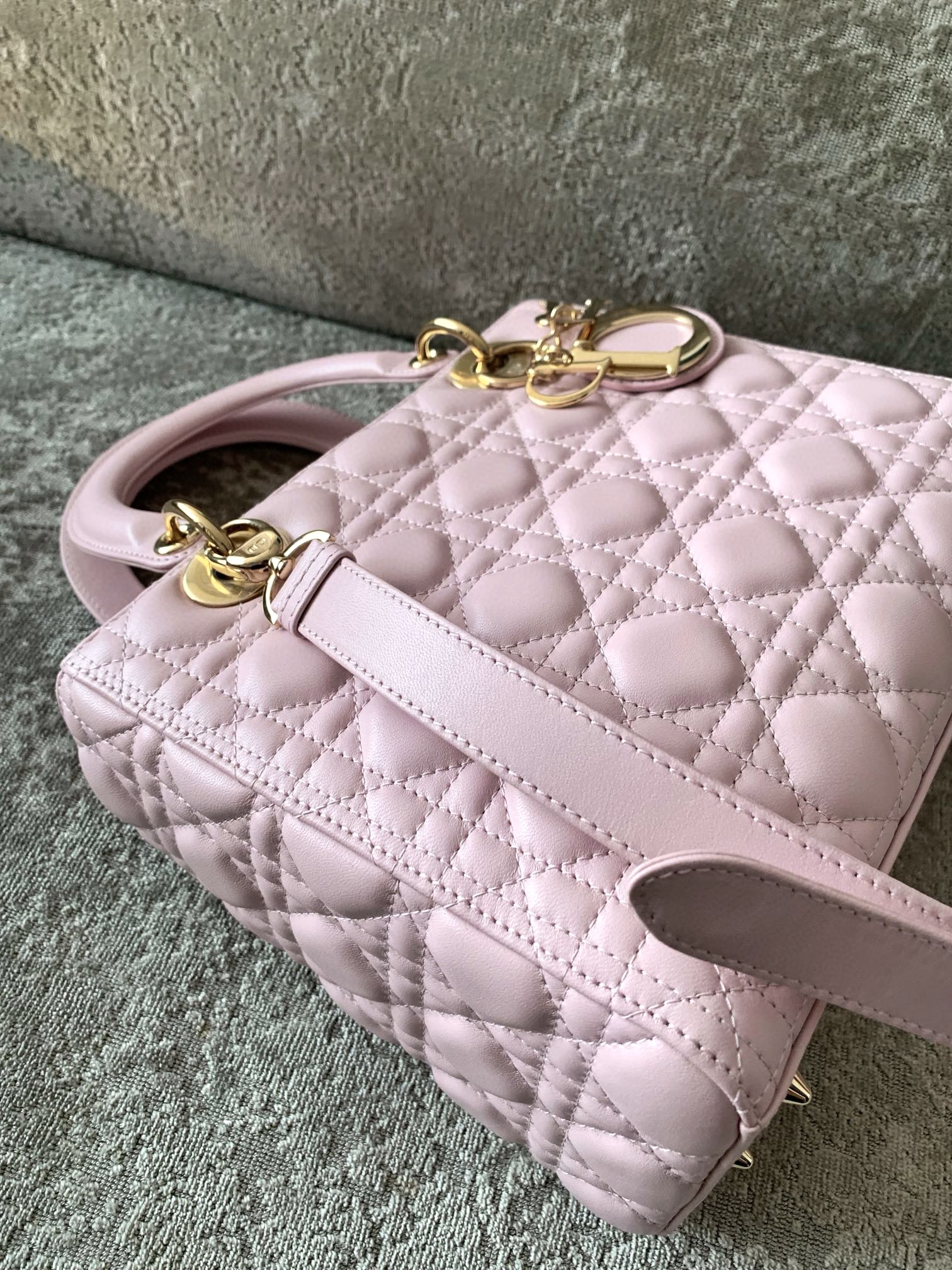 DIOR Medium Lady Dior Bag  Pale Pink Cannage Lambskin Gold Hardware