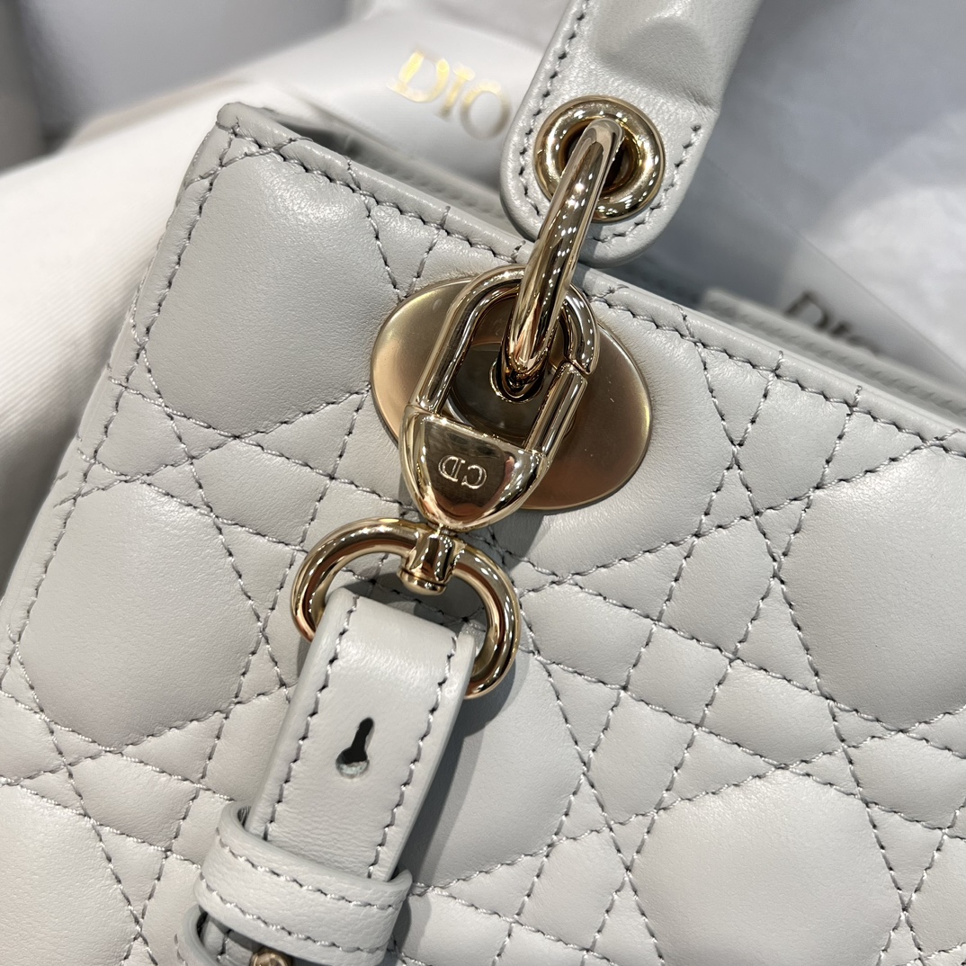  DIOR Small Lady Dior Bag In Cloud Gray Cannage Lambskin Gold Hardware