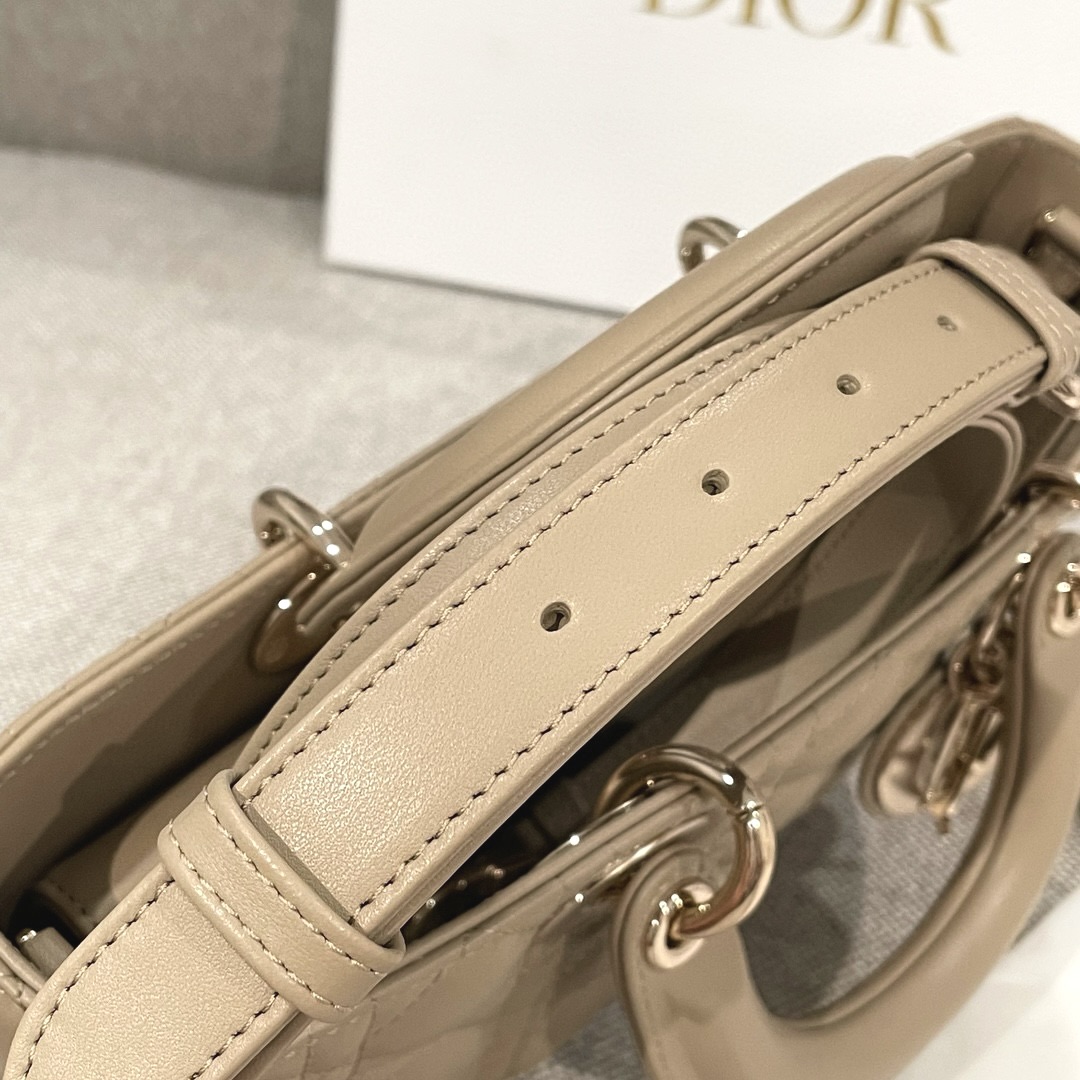 DIOR Medium Lady D-Joy Bag Sand-Colored Cannage Lambskin Gold Hardware