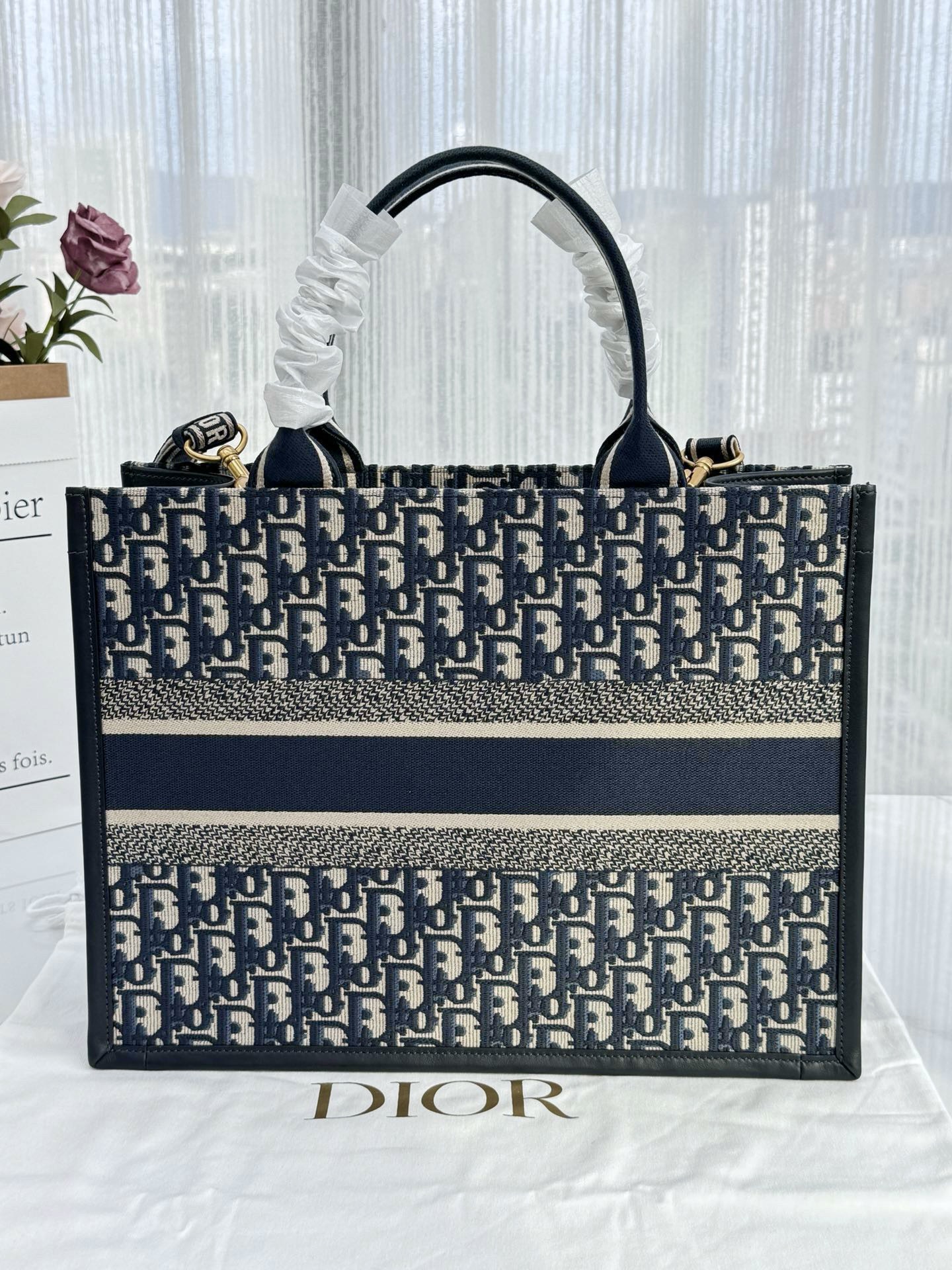 DIOR Medium Dior Book Tote Blue Dior Oblique Embroidery and Calfskin