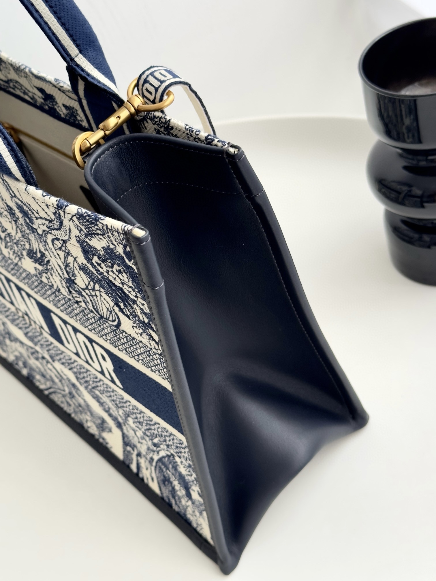 DIOR Medium Dior Book Tote White and Navy Blue Toile de Jouy Sauvage Embroidery with Navy Blue Calfskin