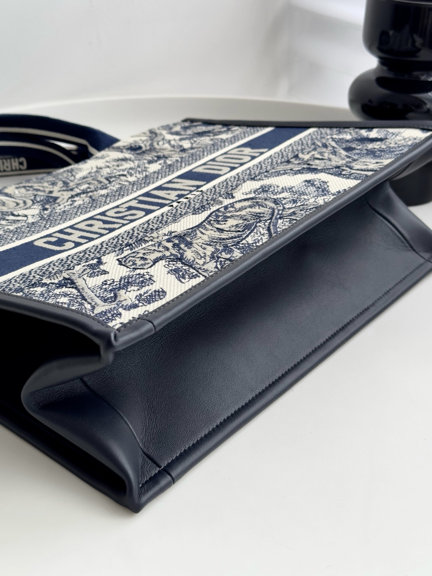 DIOR Medium Dior Book Tote White and Navy Blue Toile de Jouy Sauvage Embroidery with Navy Blue Calfskin