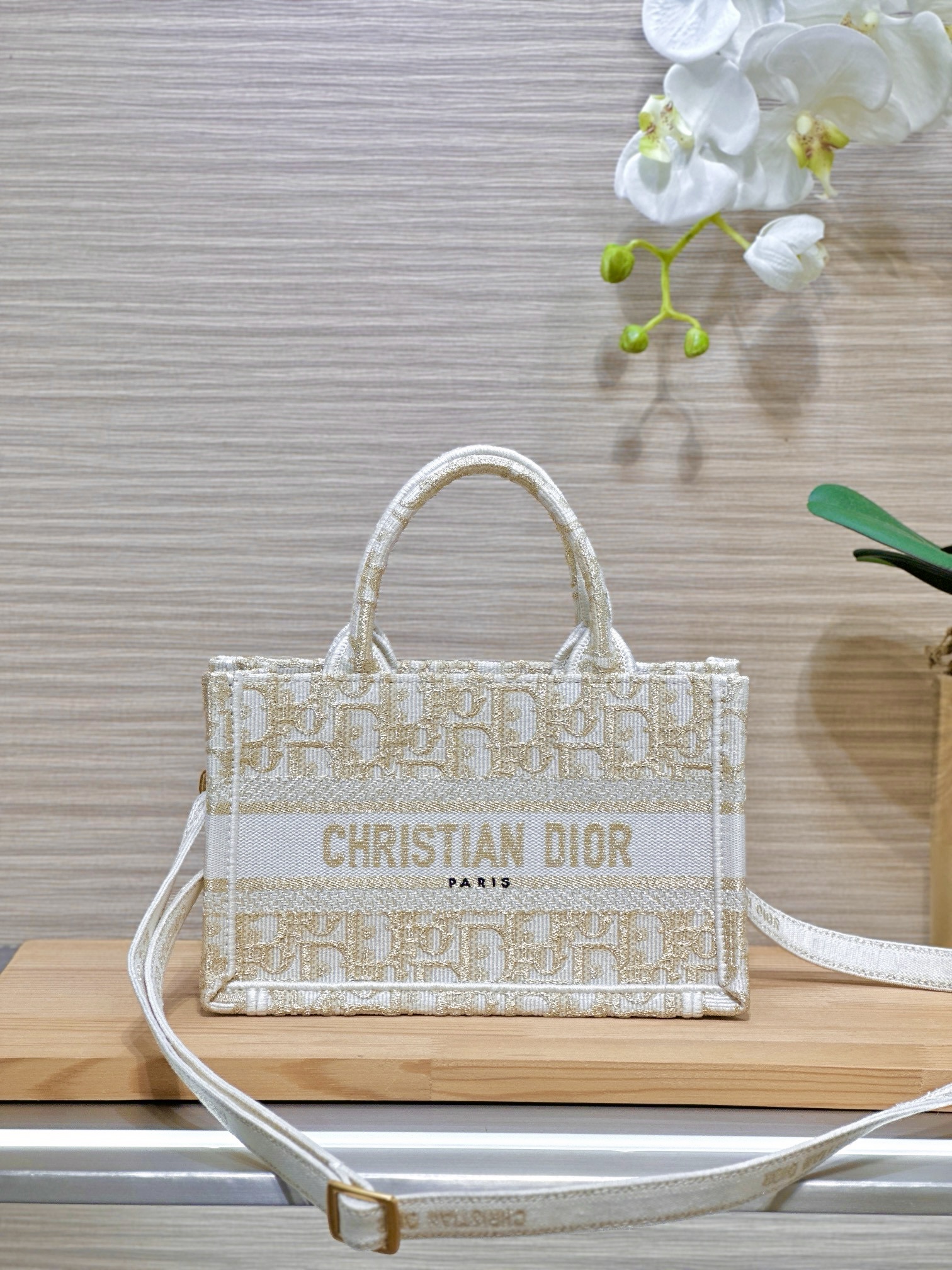 DIOR Mini Dior Book Tote White and Gold-Tone Dior Oblique Embroidery