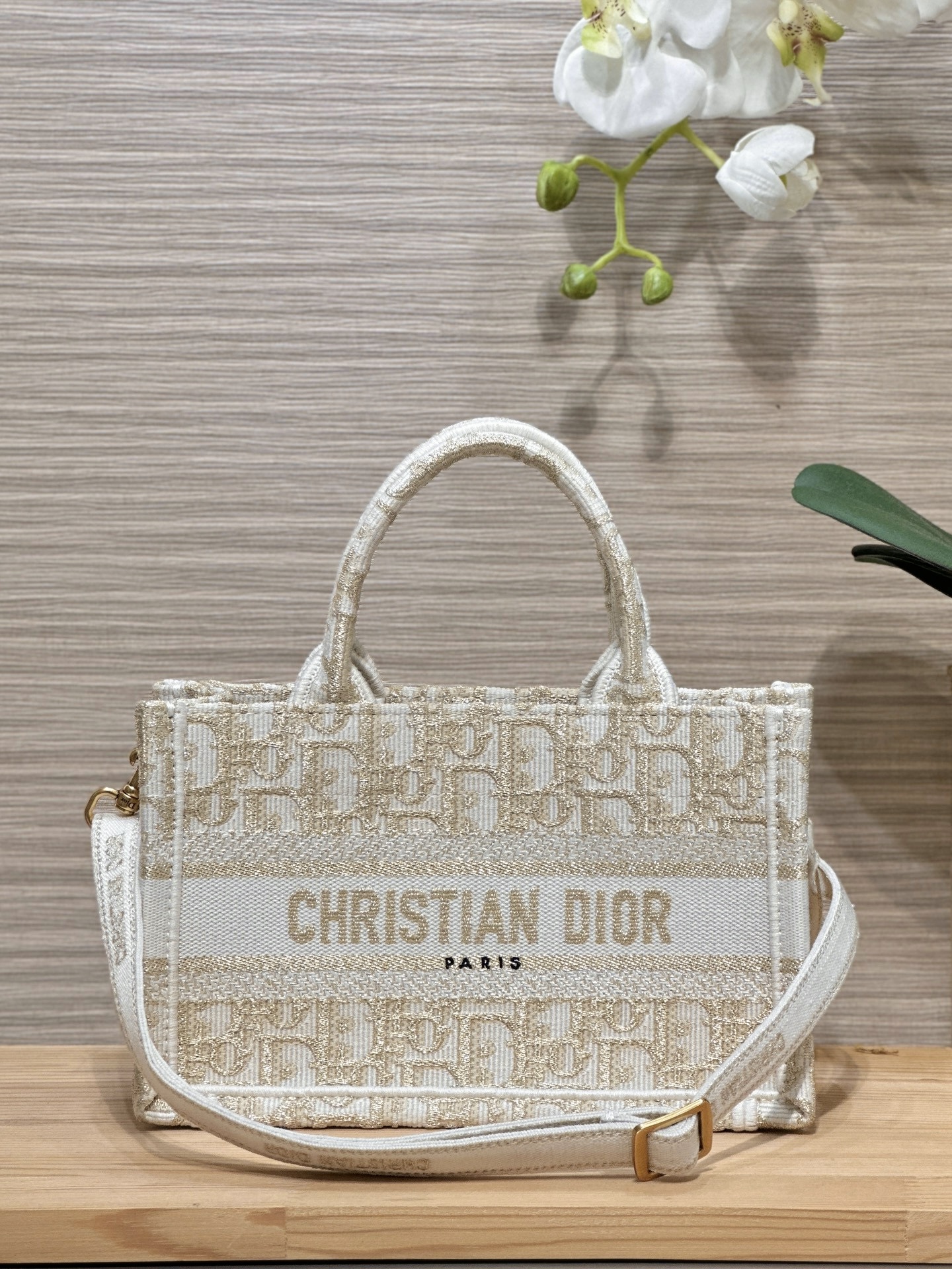 DIOR Mini Dior Book Tote White and Gold-Tone Dior Oblique Embroidery