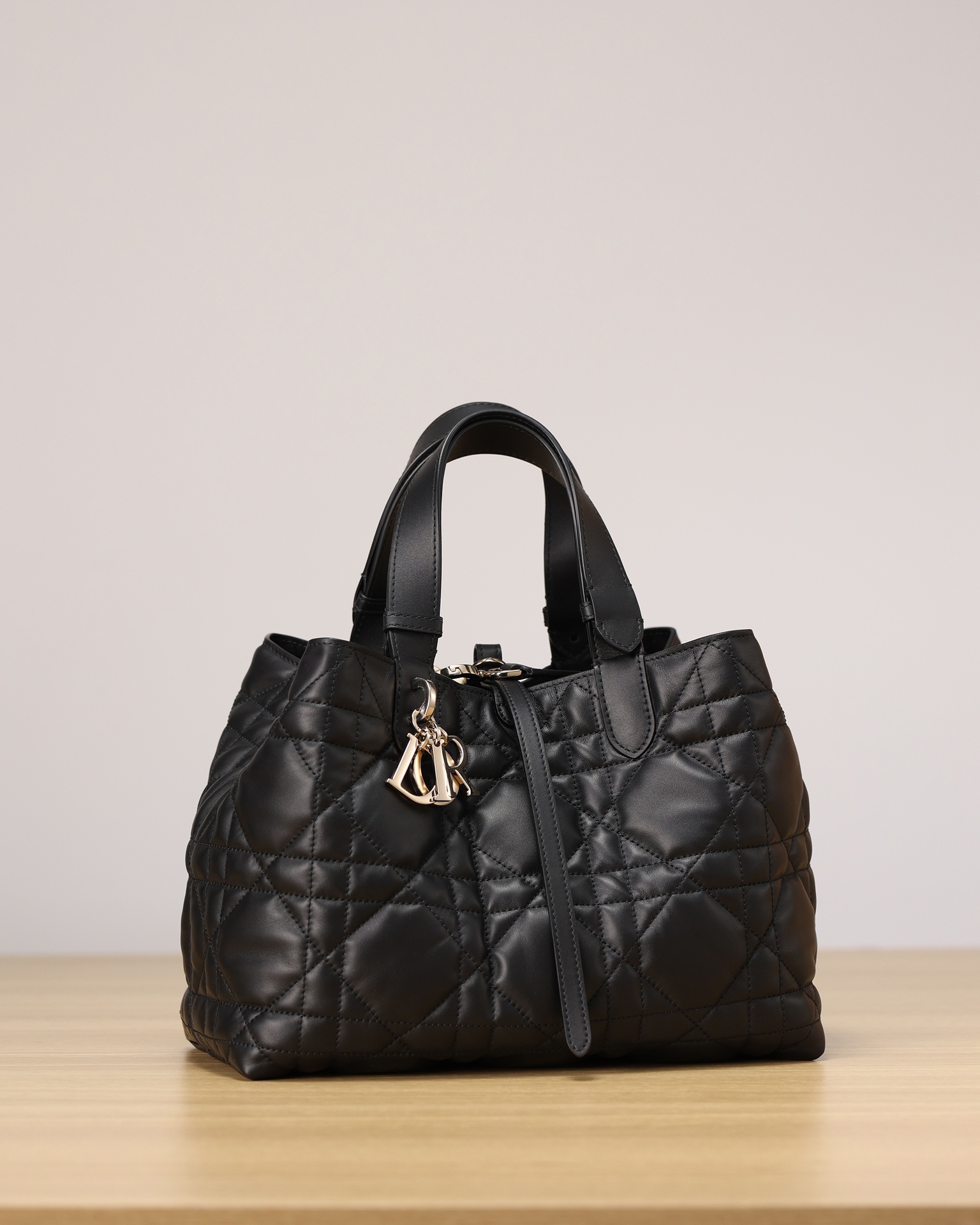 DIOR Medium Dior Toujours Bag Black Macrocannage Calfskin