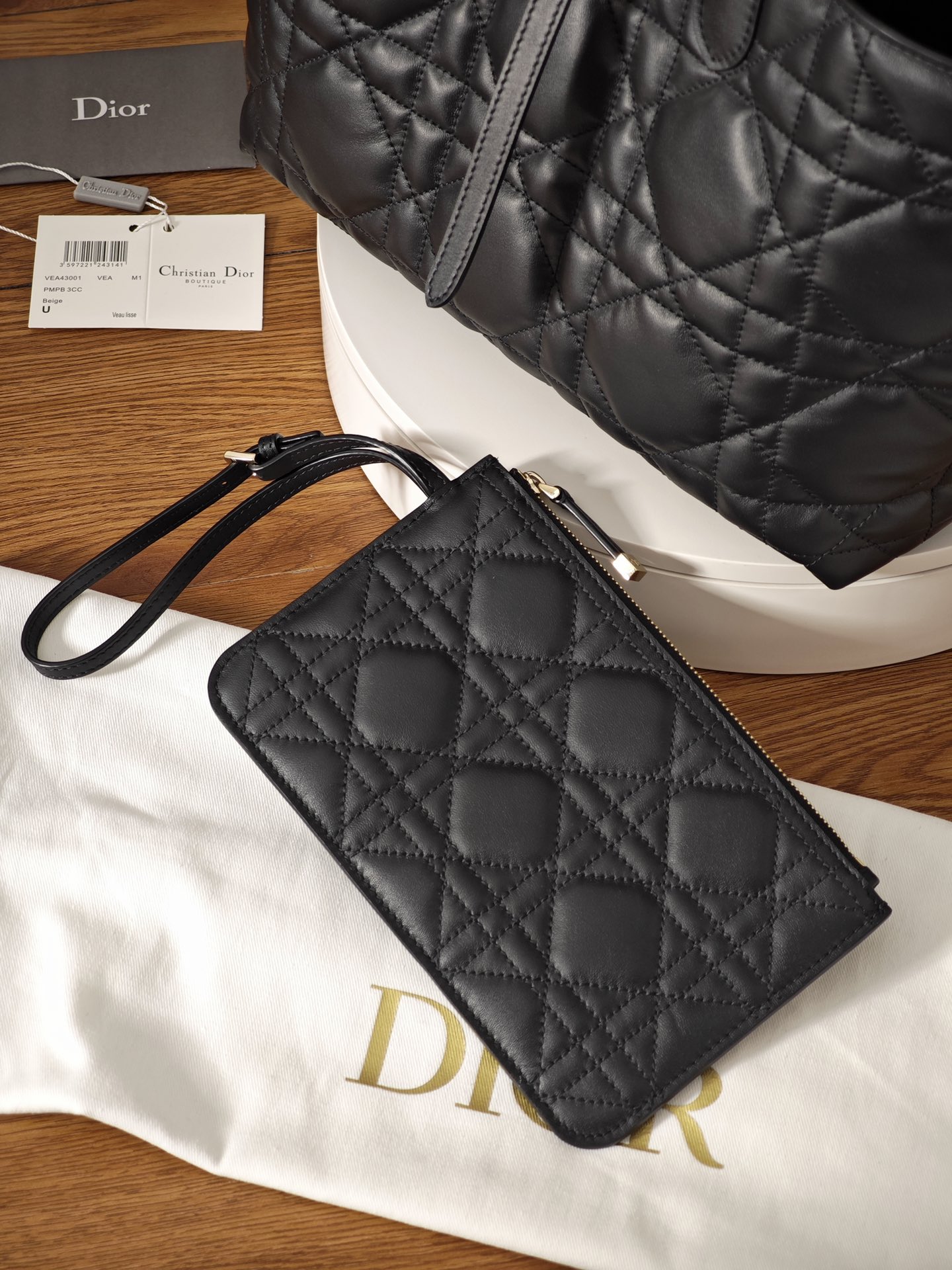 DIOR Medium Dior Toujours Bag Black Macrocannage Calfskin