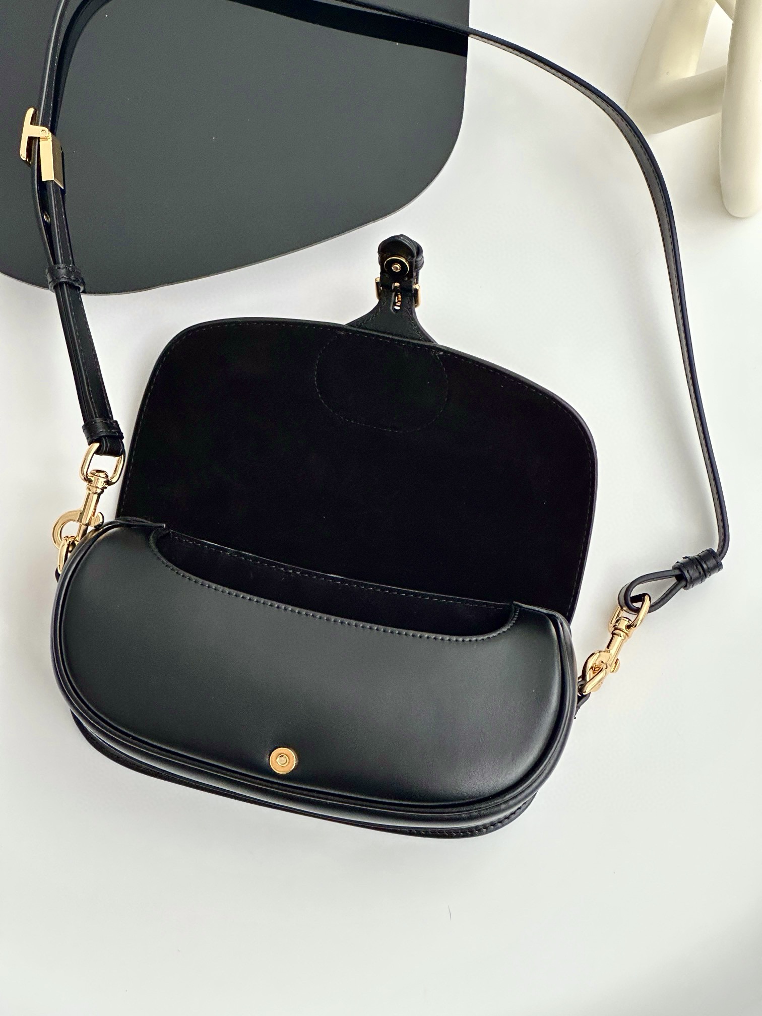 DIOR Dior Bobby East-West Bag Black Box Calfskin