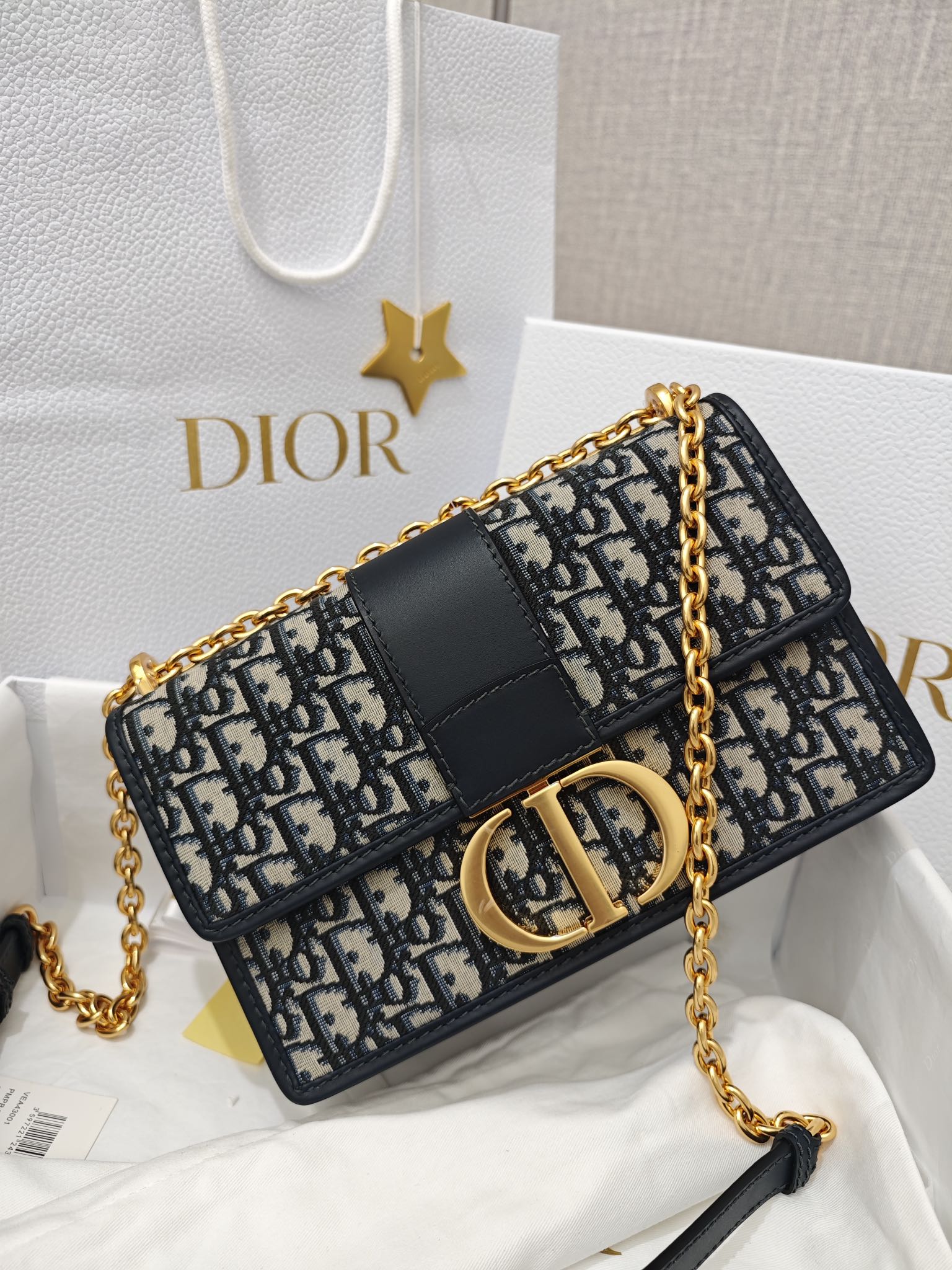 DIOR 30 Montaigne Chain Bag Blue Dior Oblique Jacquard