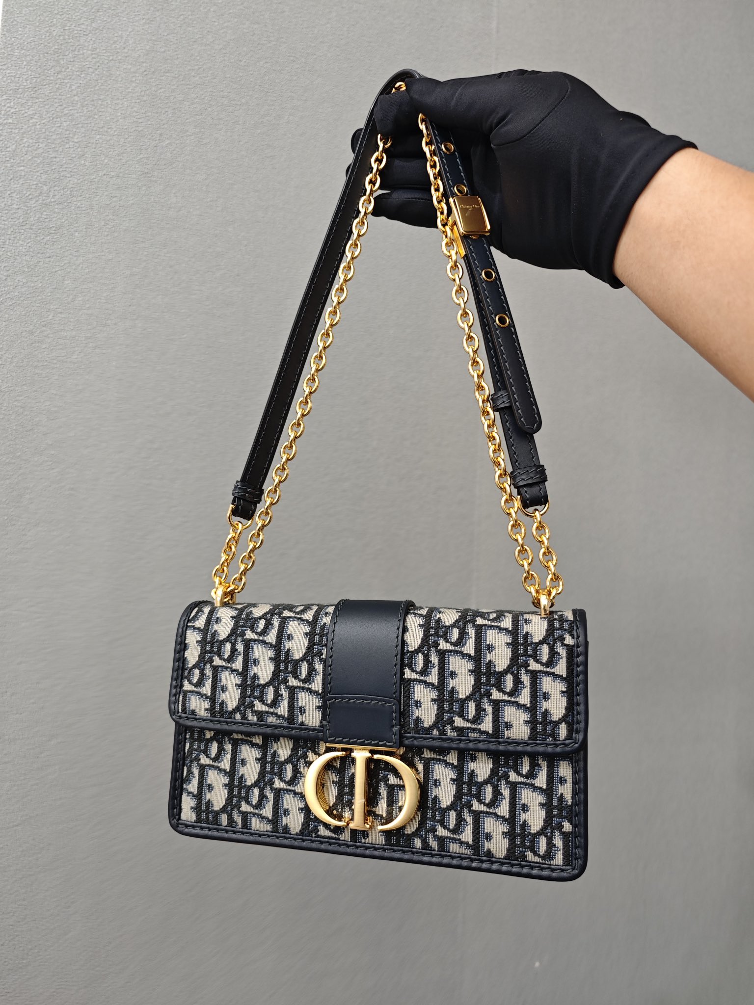 DIOR 30 Montaigne East-West Bag with Chain Blue Dior Oblique Jacquard