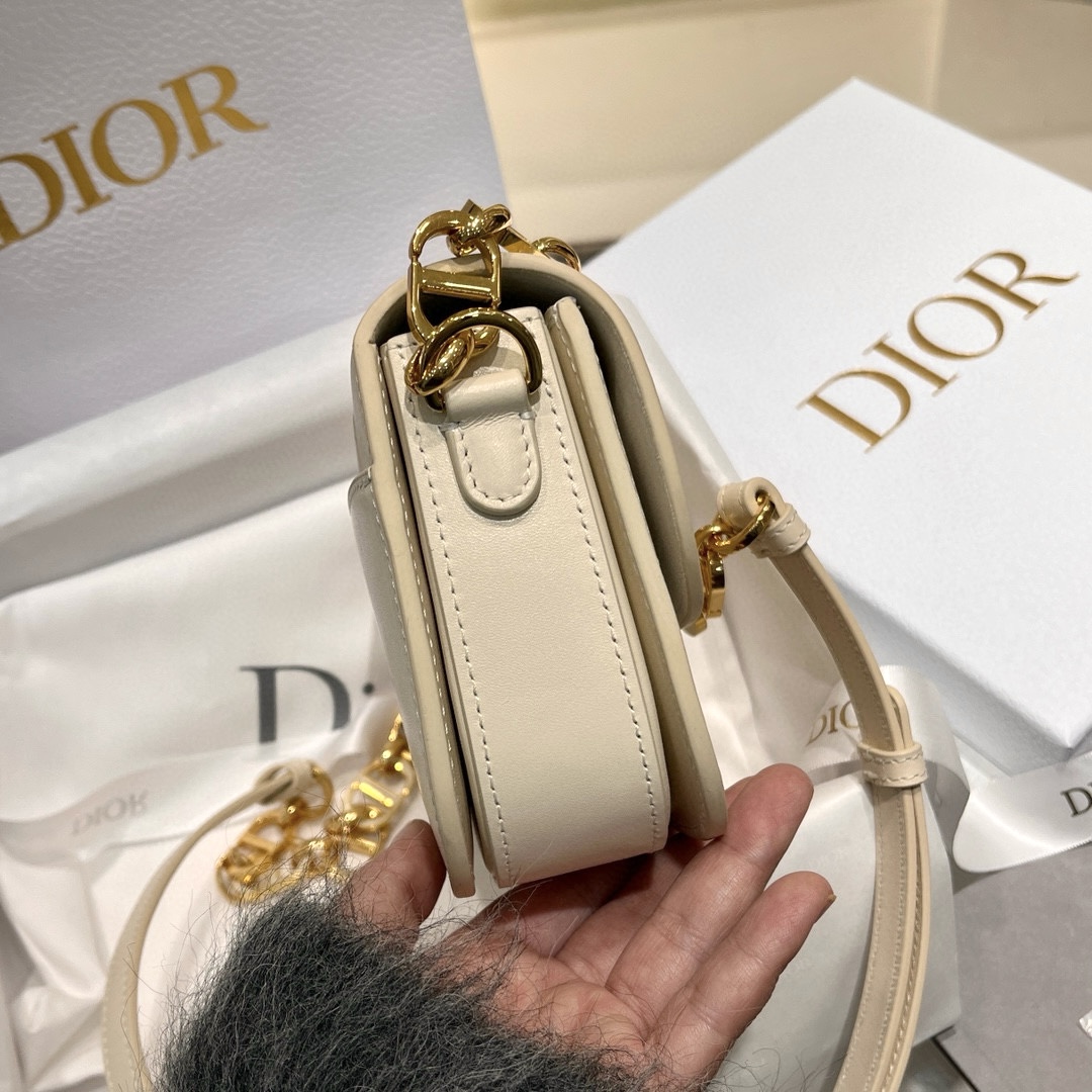 DIOR 30 Montaigne Avenue Bag Dusty Ivory Box Calfskin