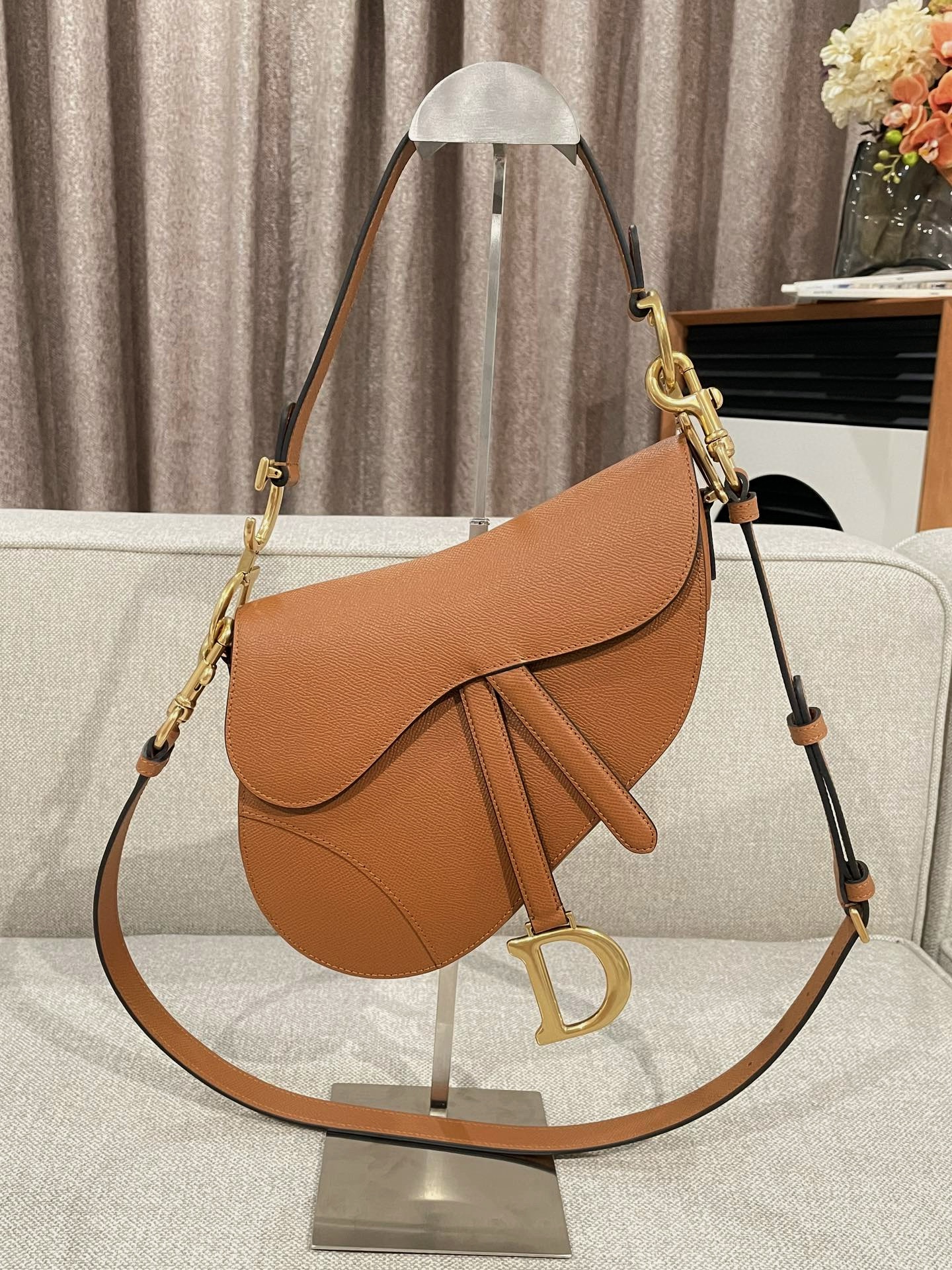 DIOR Saddle Bag with Strap Golden Saddle Grained Calfskin