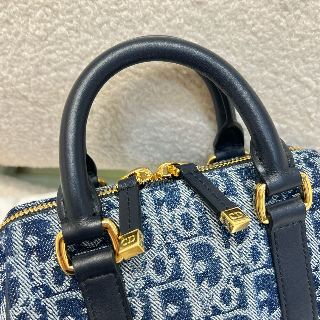 DIOR Groove 17 Nano Bag Blue Denim Dior Oblique Jacquard