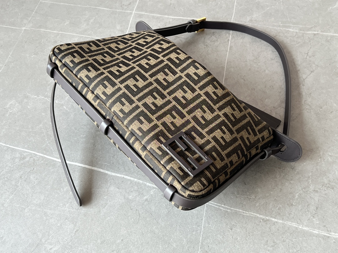 FENDI Simply Fendi Medium Brown FF jacquard fabric bag