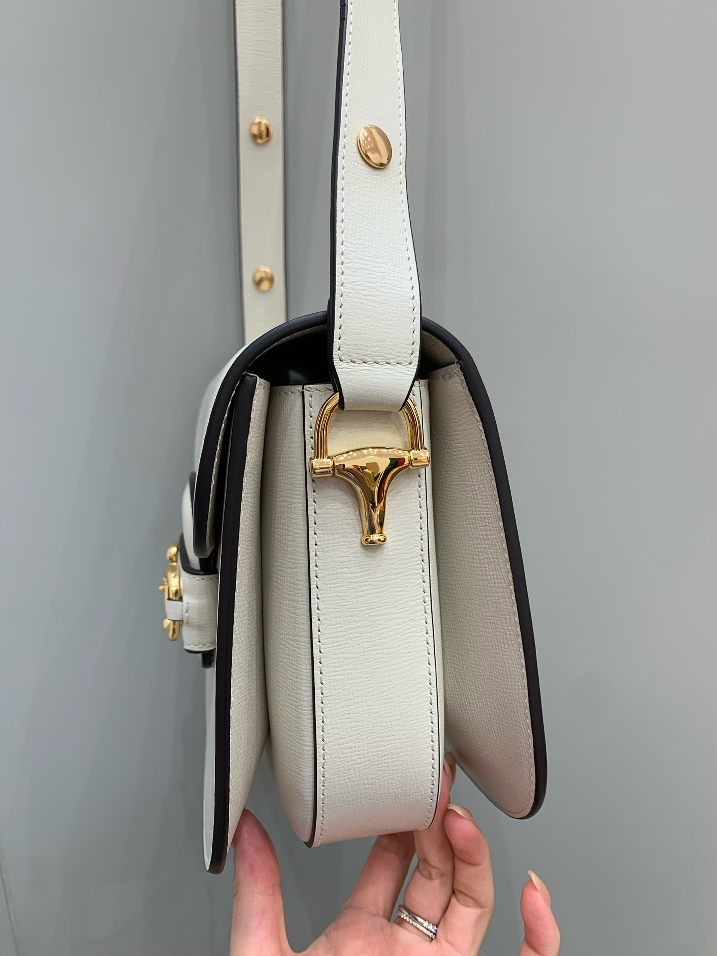 GUCCI Horsebit 1955 Small Shoulder Bag White Leather 