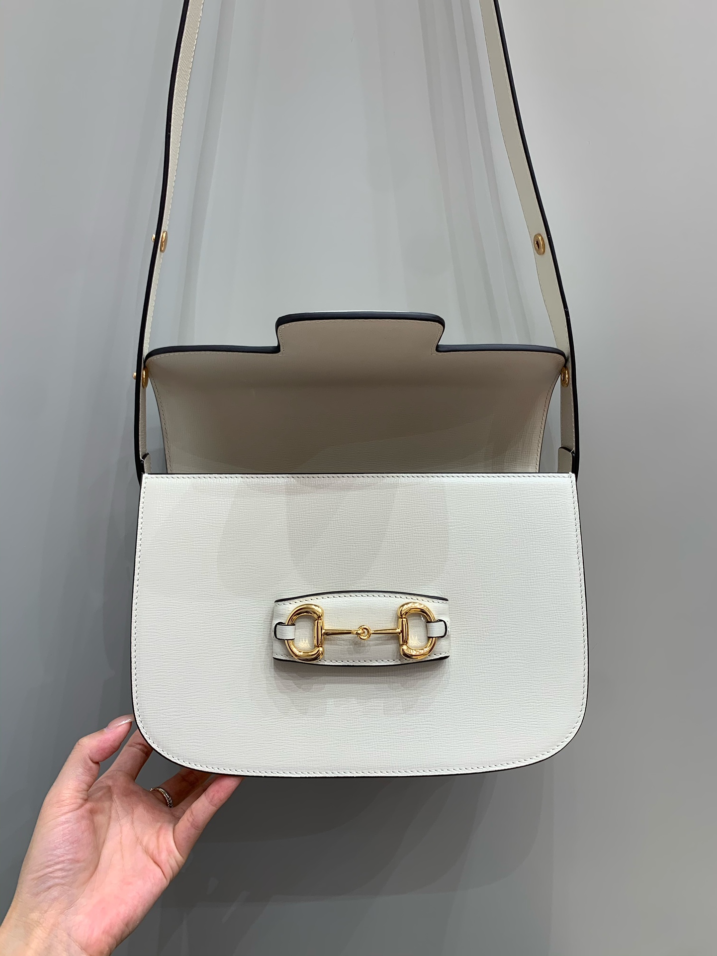 GUCCI Horsebit 1955 Small Shoulder Bag White Leather 