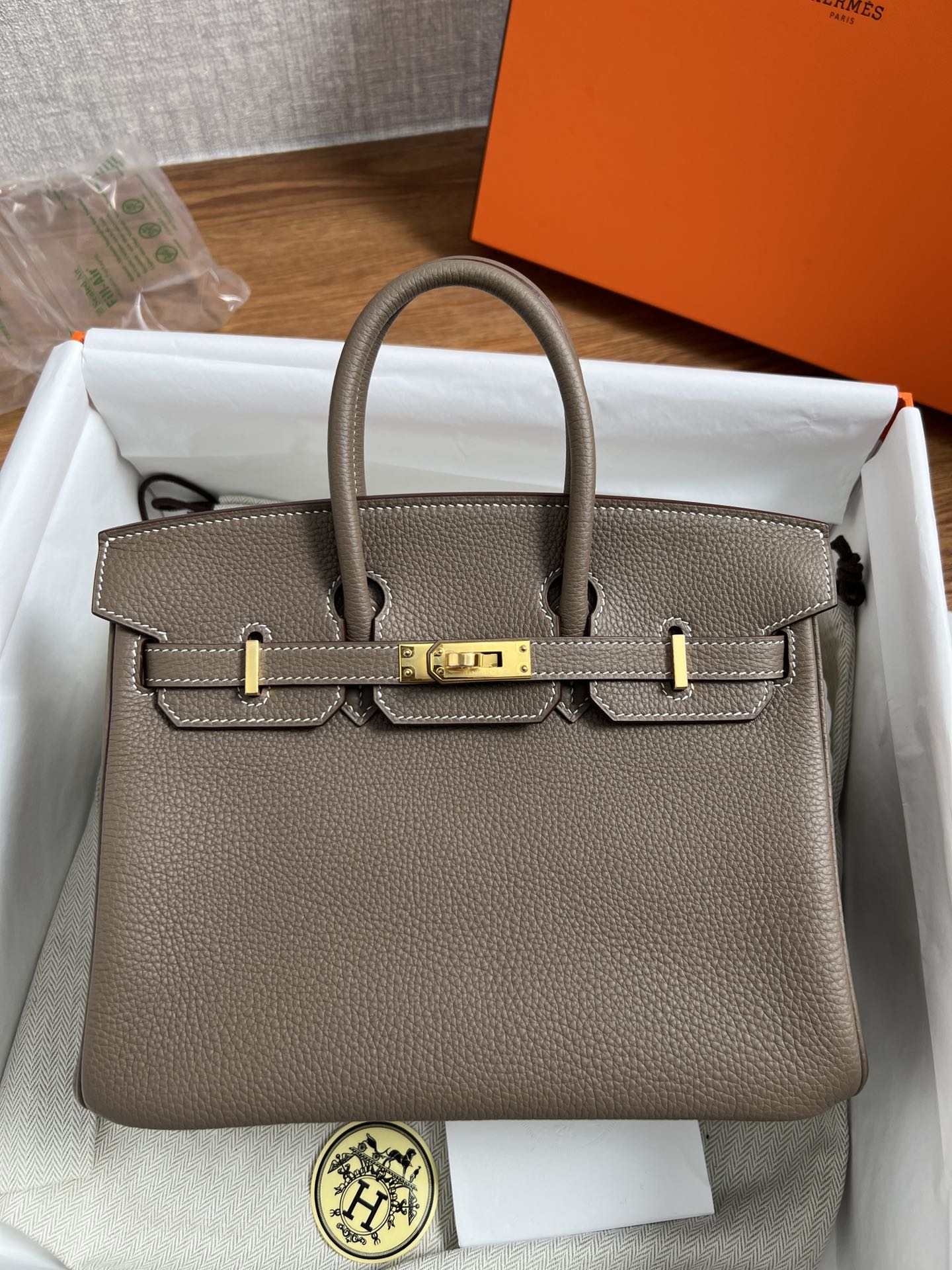 Hermès Birkin 25 Etoupe Togo Leather Gold Hardware (100% Handmade)