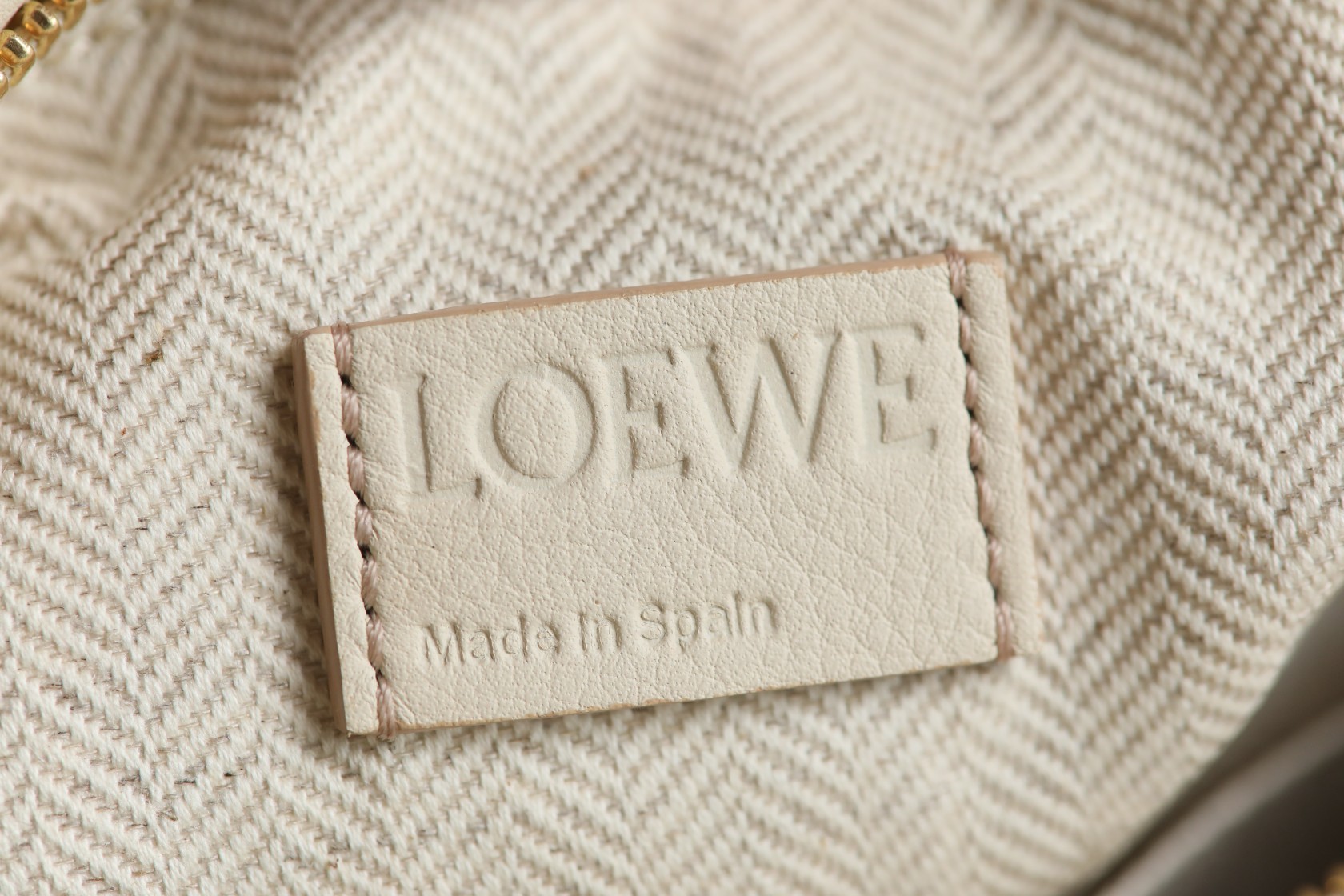 LOEWE Small Tri-Color Puzzle bag in classic calfskin Angora/Dusty Beige/Gold