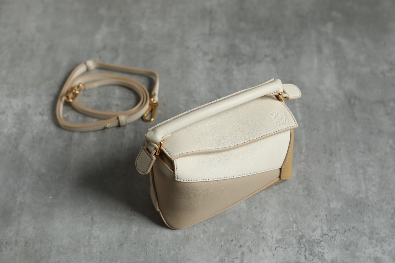 LOEWE Mini Tri-Color Puzzle bag in classic calfskin Angora/Dusty Beige/Gold