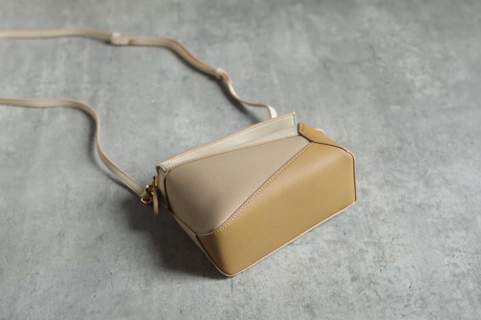 LOEWE Mini Tri-Color Puzzle bag in classic calfskin Angora/Dusty Beige/Gold