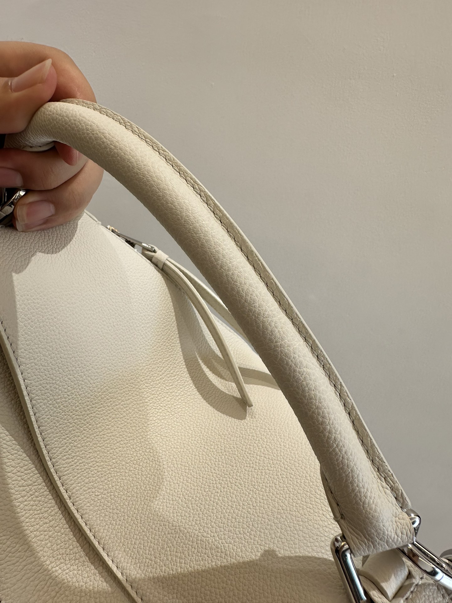 LOEWE Small Puzzle bag in soft grained calfskin Soft White