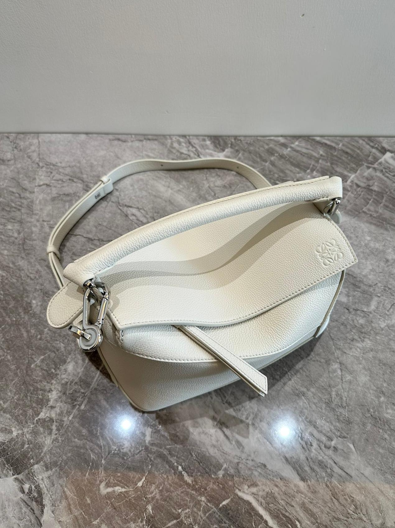 LOEWE Small Puzzle bag in soft grained calfskin Soft White