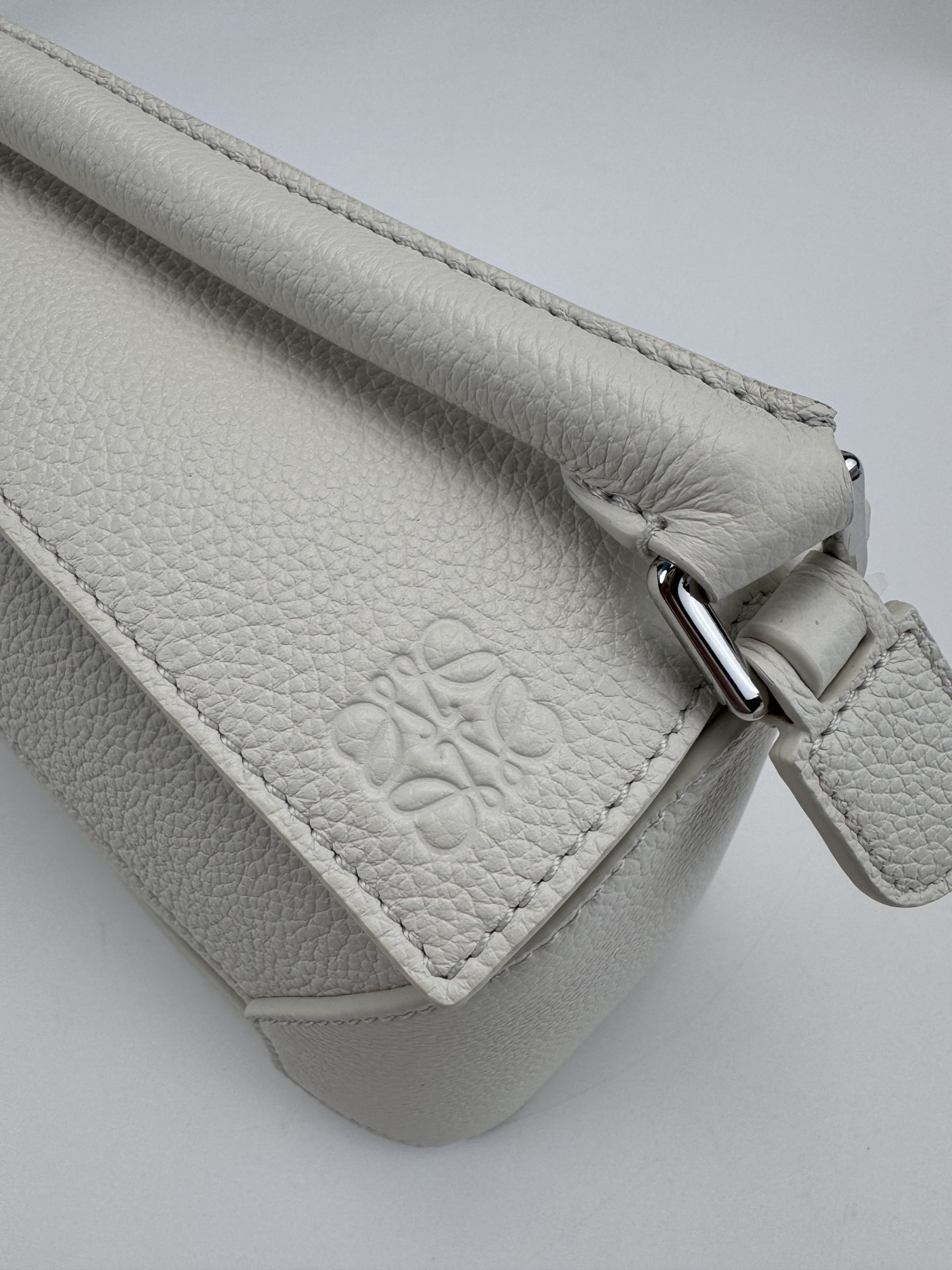 LOEWE Mini Puzzle bag in soft grained calfskin Soft White