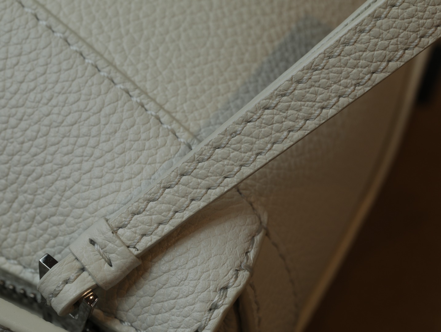 LOEWE Mini Puzzle bag in soft grained calfskin Soft White