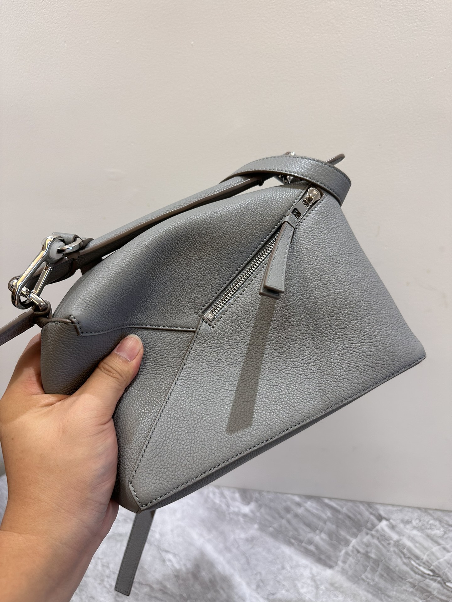 LOEWE Small Puzzle bag in soft grained calfskin Pearl Grey