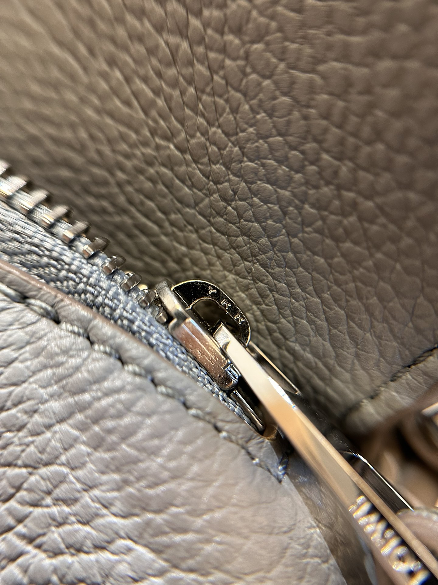 LOEWE Small Puzzle bag in soft grained calfskin Pearl Grey