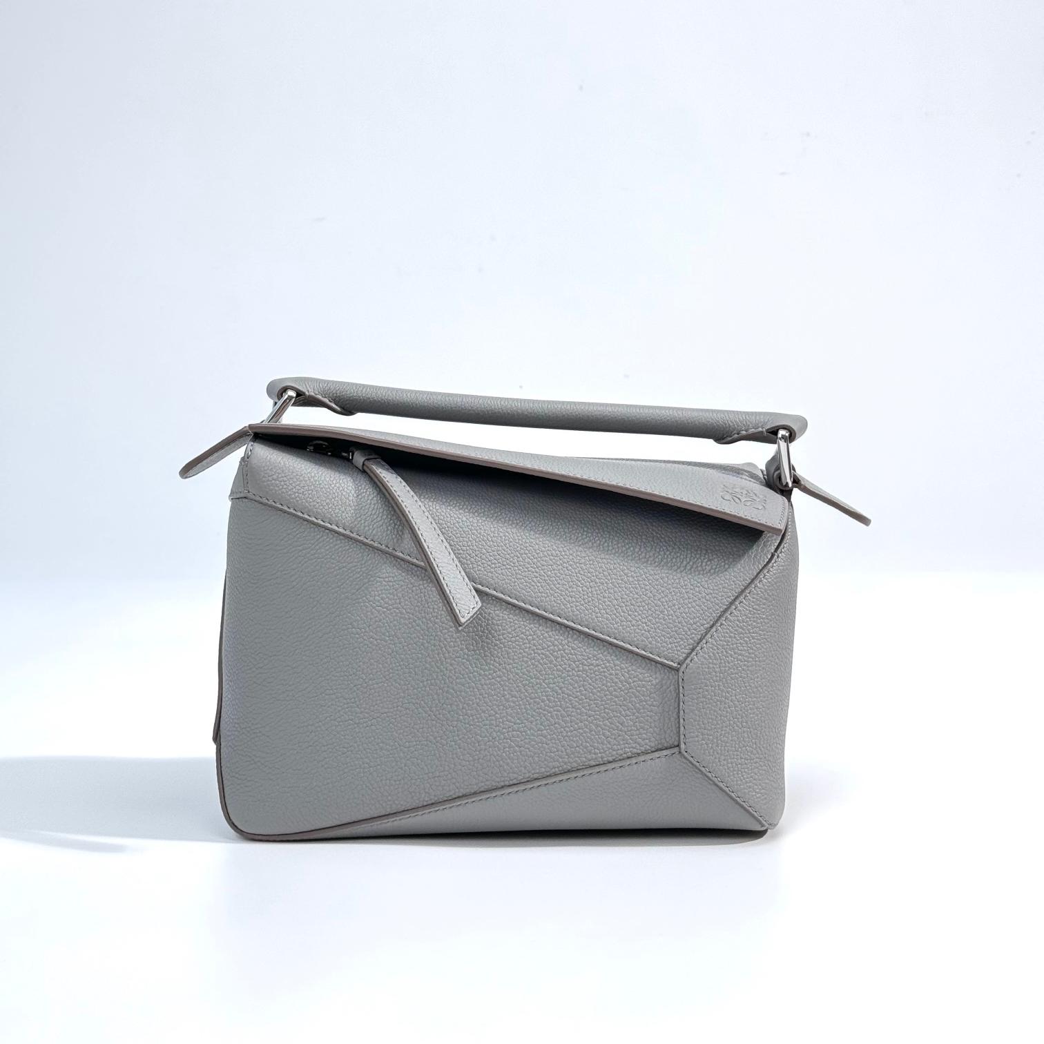 LOEWE Small Puzzle bag in soft grained calfskin Pearl Grey