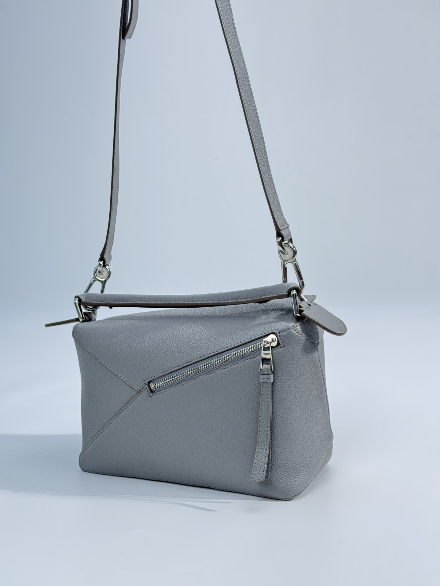 LOEWE Small Puzzle bag in soft grained calfskin Pearl Grey