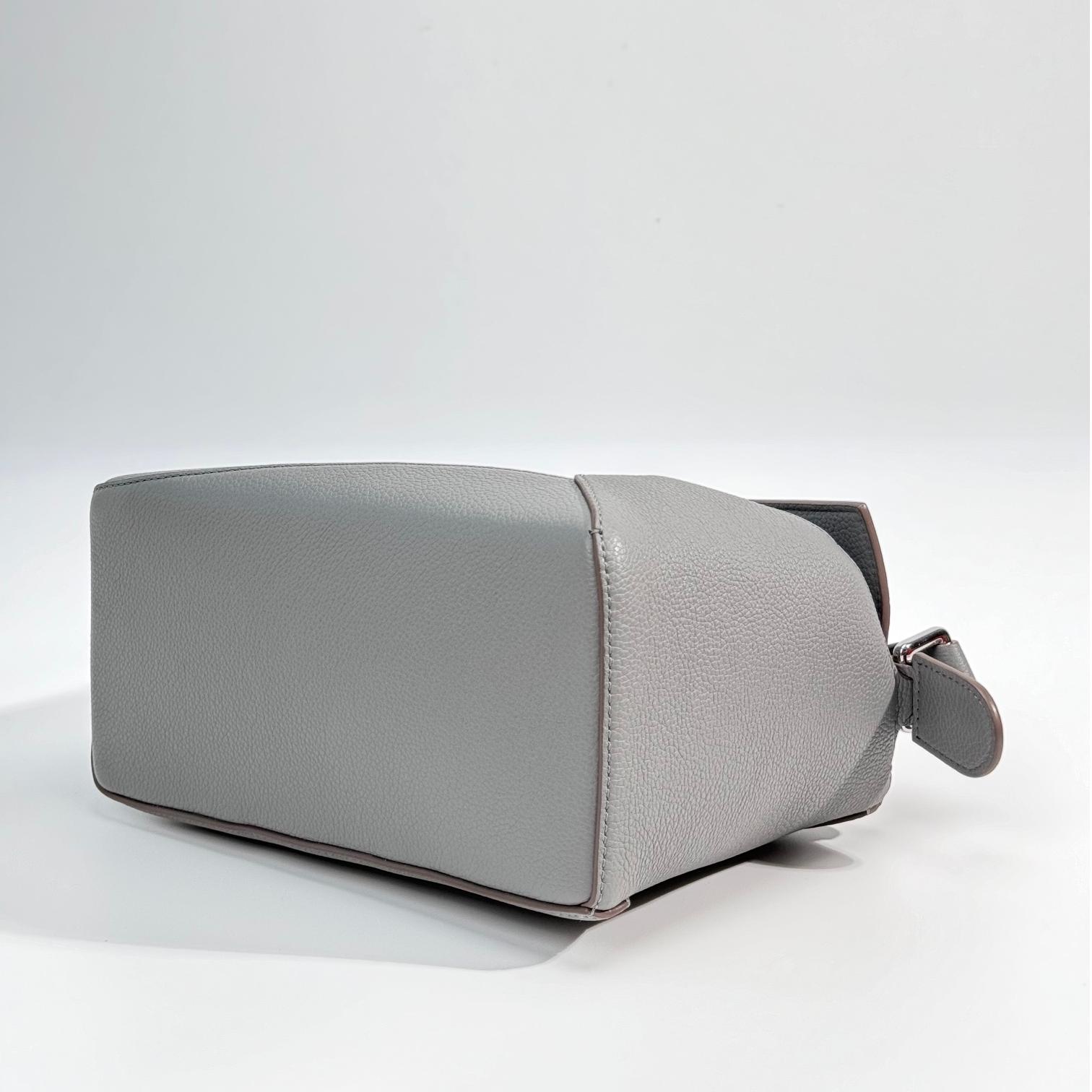 LOEWE Small Puzzle bag in soft grained calfskin Pearl Grey