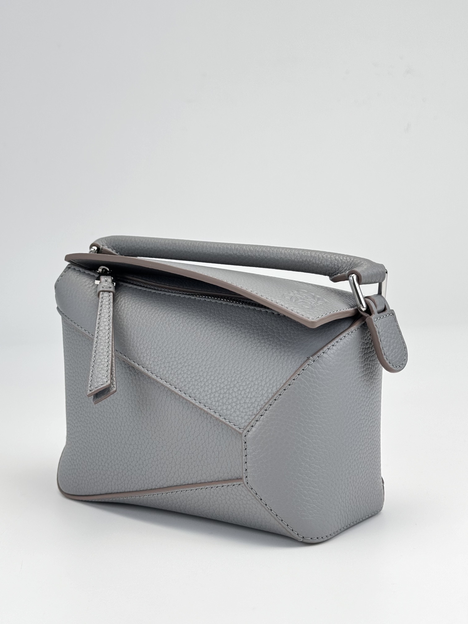 LOEWE Mini Puzzle bag in soft grained calfskin Pearl Grey