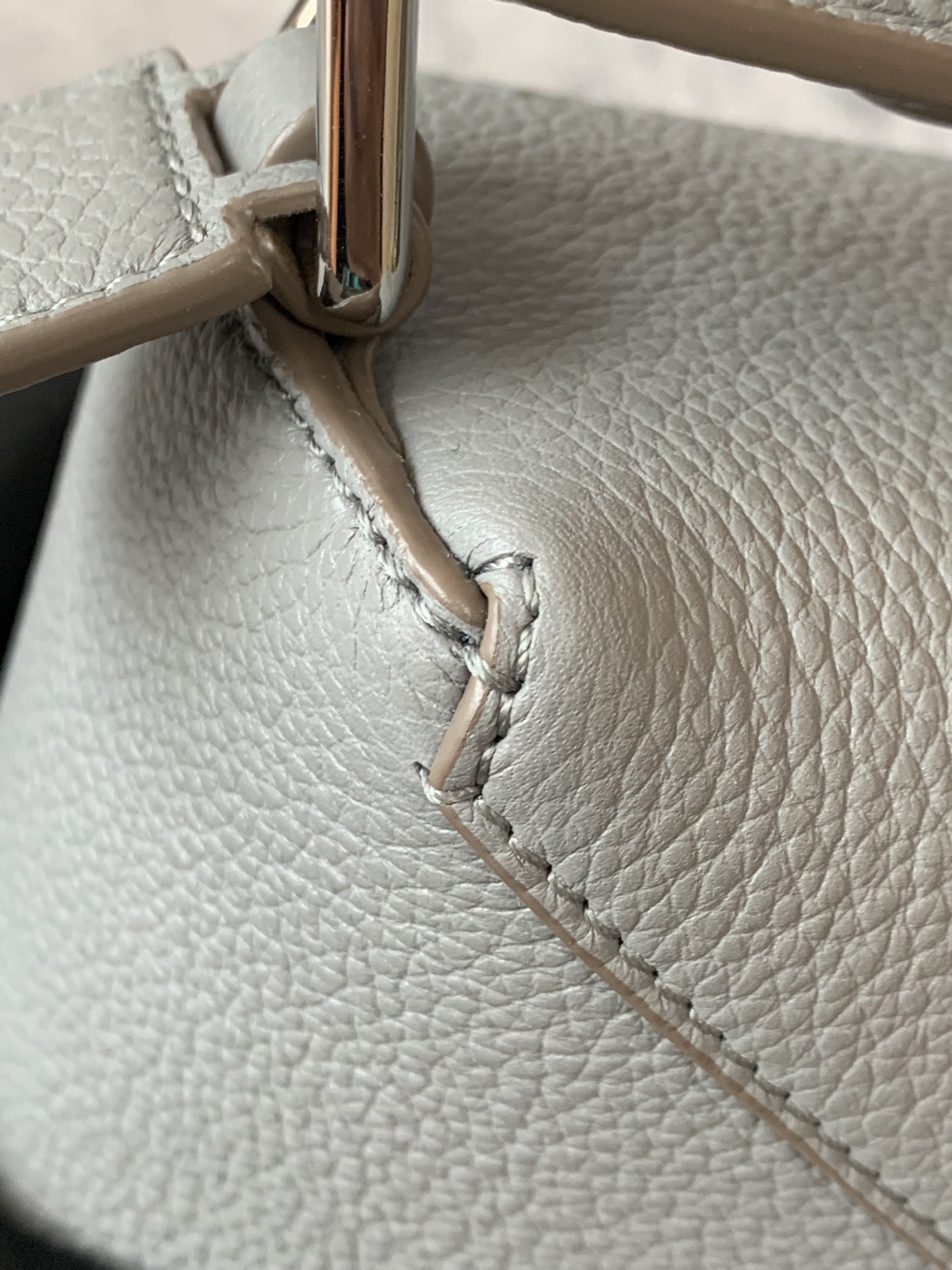 LOEWE Mini Puzzle bag in soft grained calfskin Pearl Grey