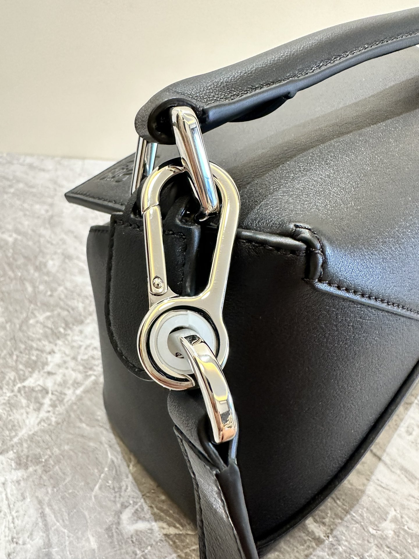 LOEWE Small Puzzle bag in classic calfskin Black