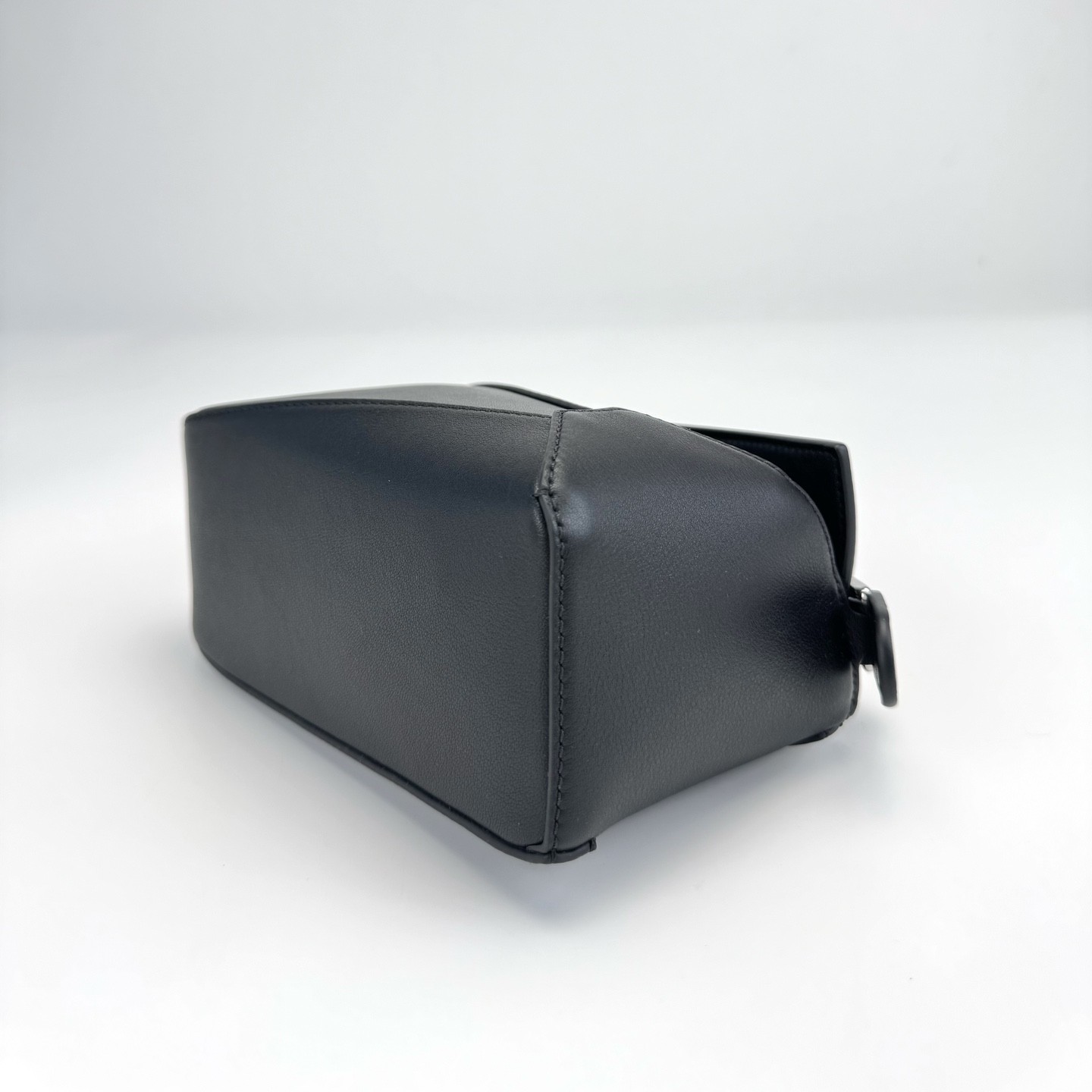 LOEWE Mini Puzzle bag in classic calfskin Black