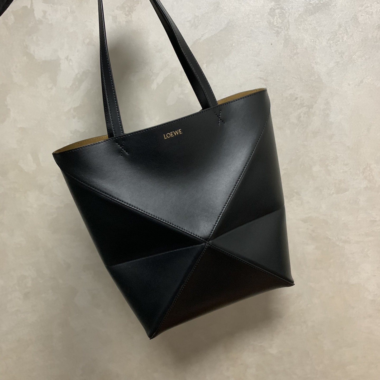 LOEWE Medium Puzzle Fold tote in shiny calfskin Black