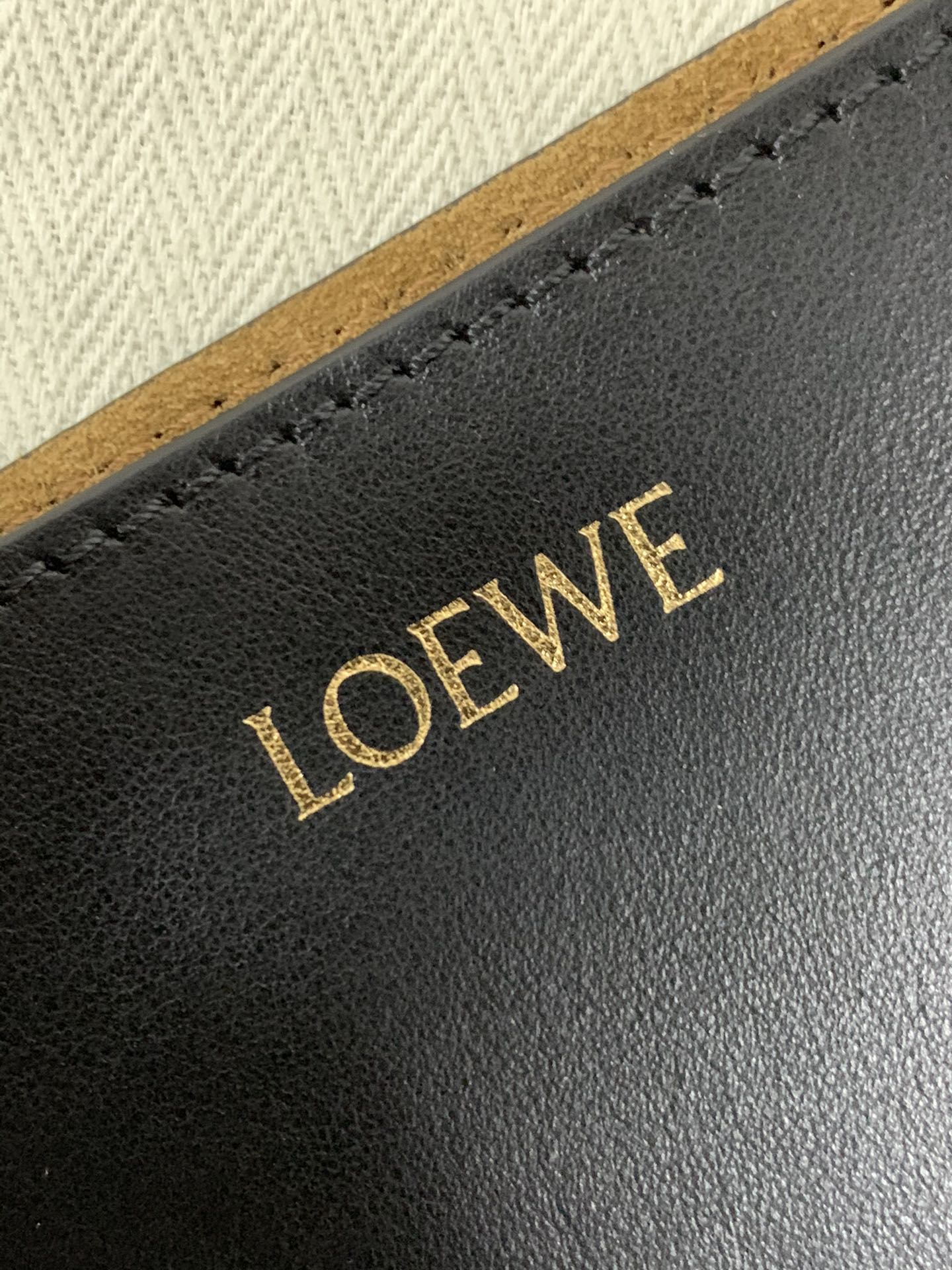 LOEWE Medium Puzzle Fold tote in shiny calfskin Black