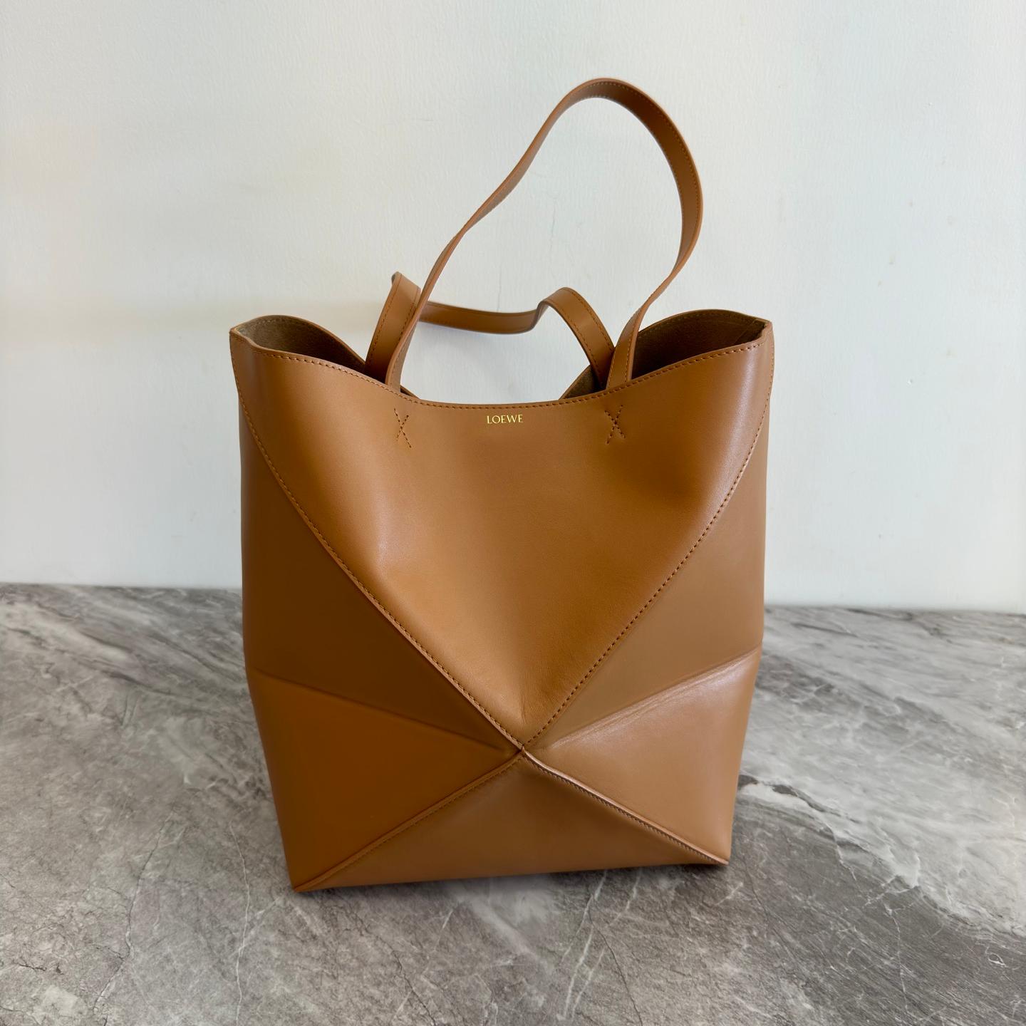 LOEWE Medium Puzzle Fold tote in shiny calfskin Warm Desert