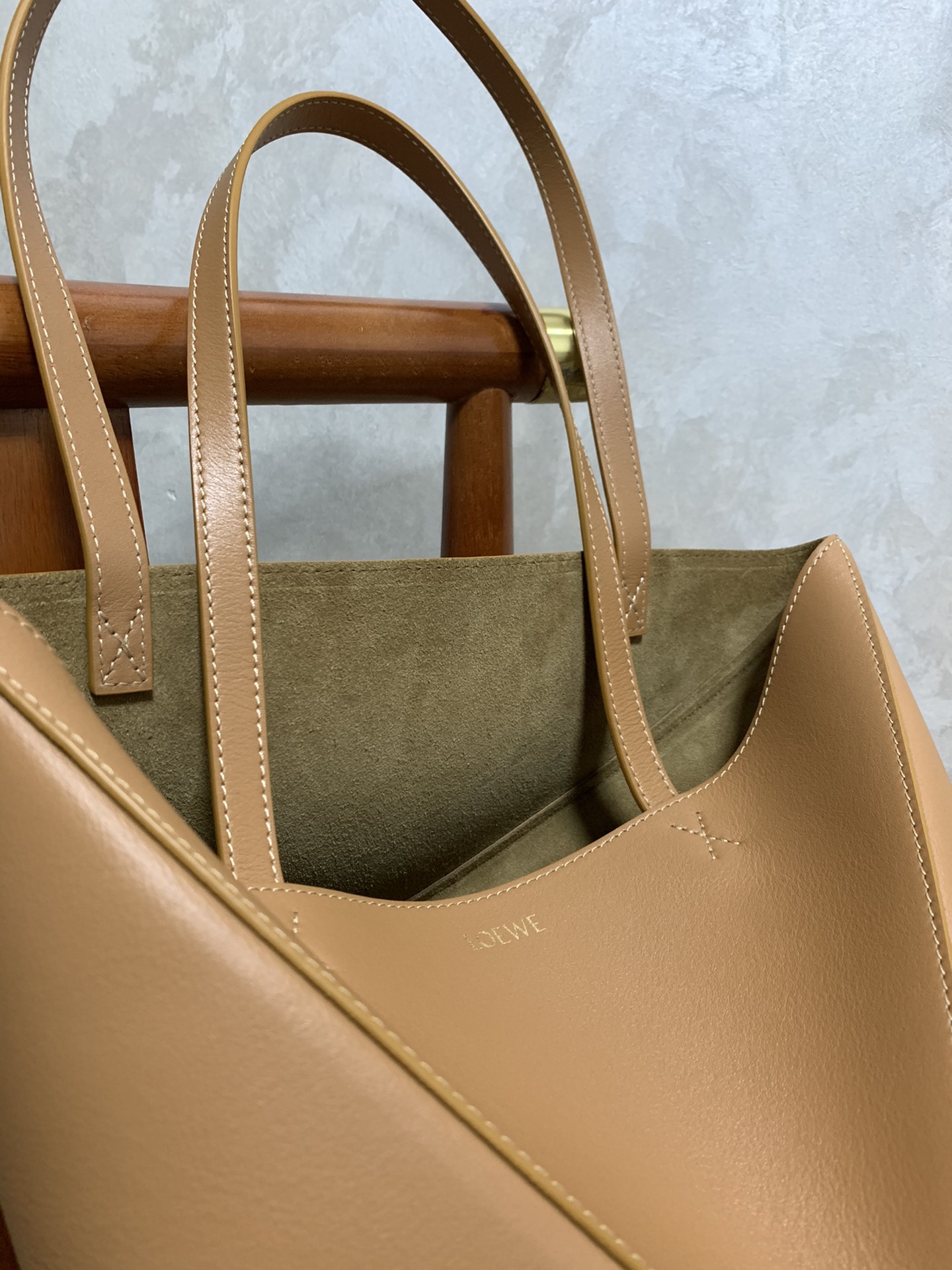 LOEWE Medium Puzzle Fold tote in shiny calfskin Warm Desert