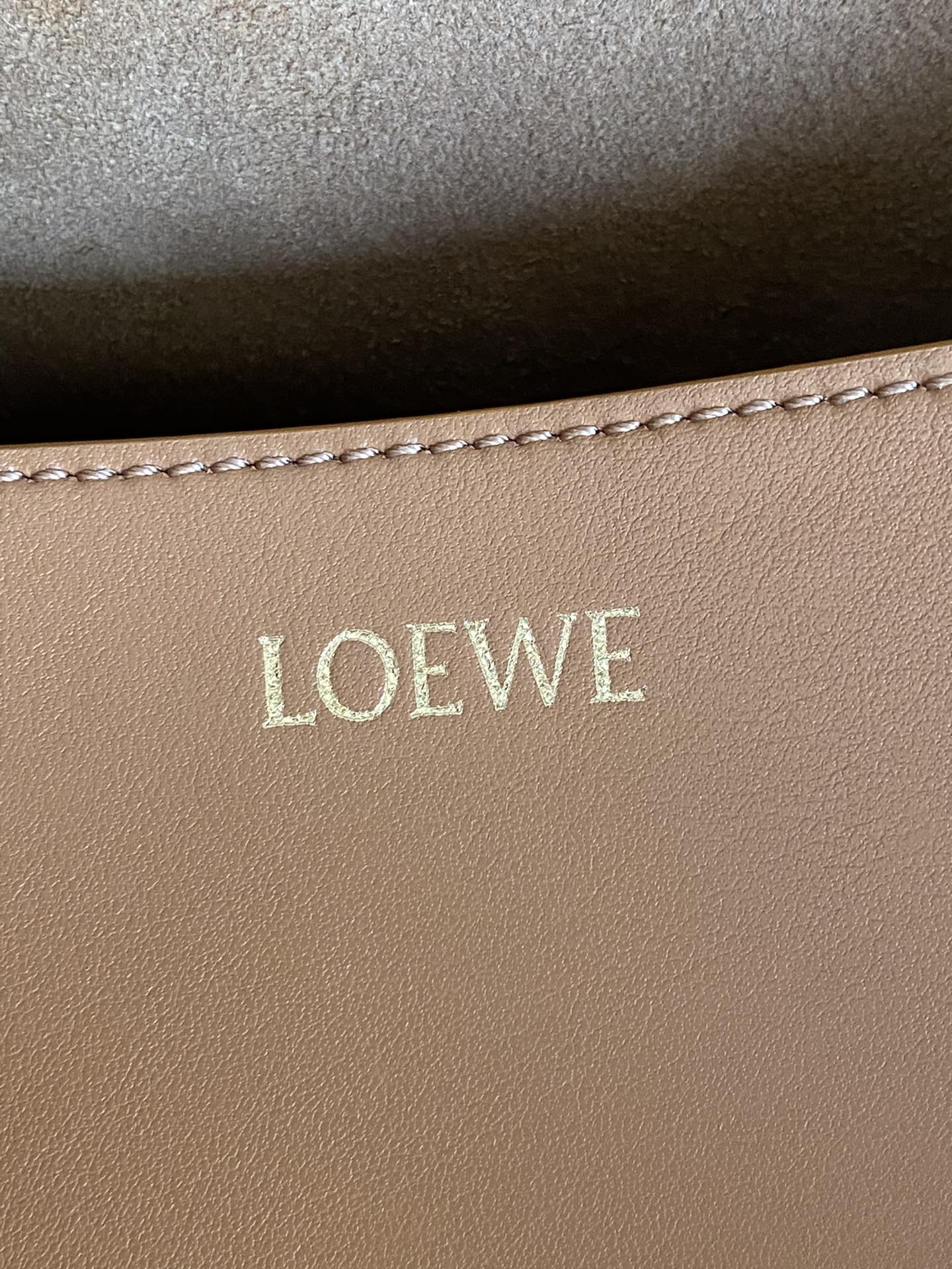 LOEWE Medium Puzzle Fold tote in shiny calfskin Warm Desert