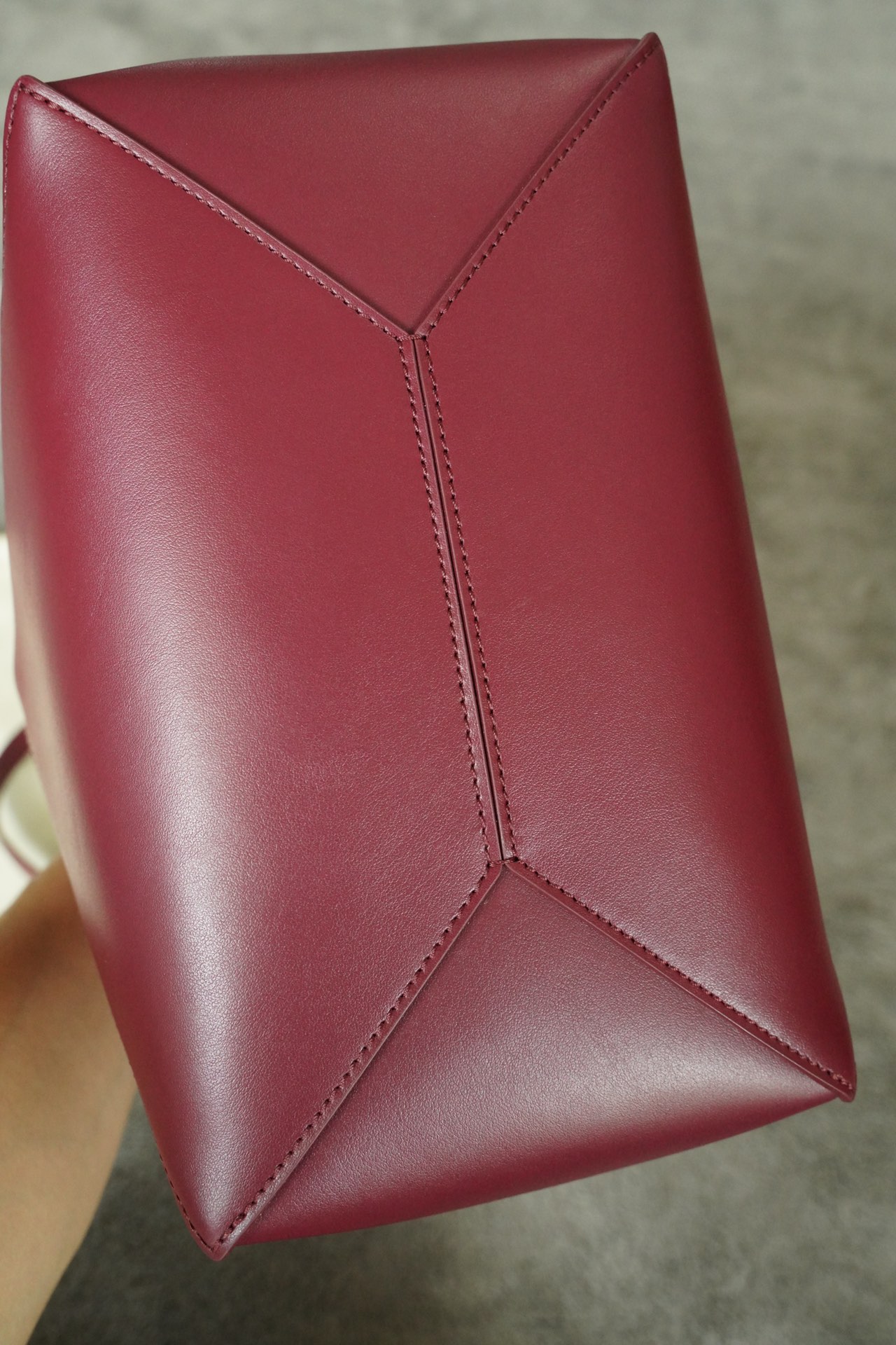 LOEWE Mini/Medium Puzzle Fold tote in shiny calfskin Dark Burgundy