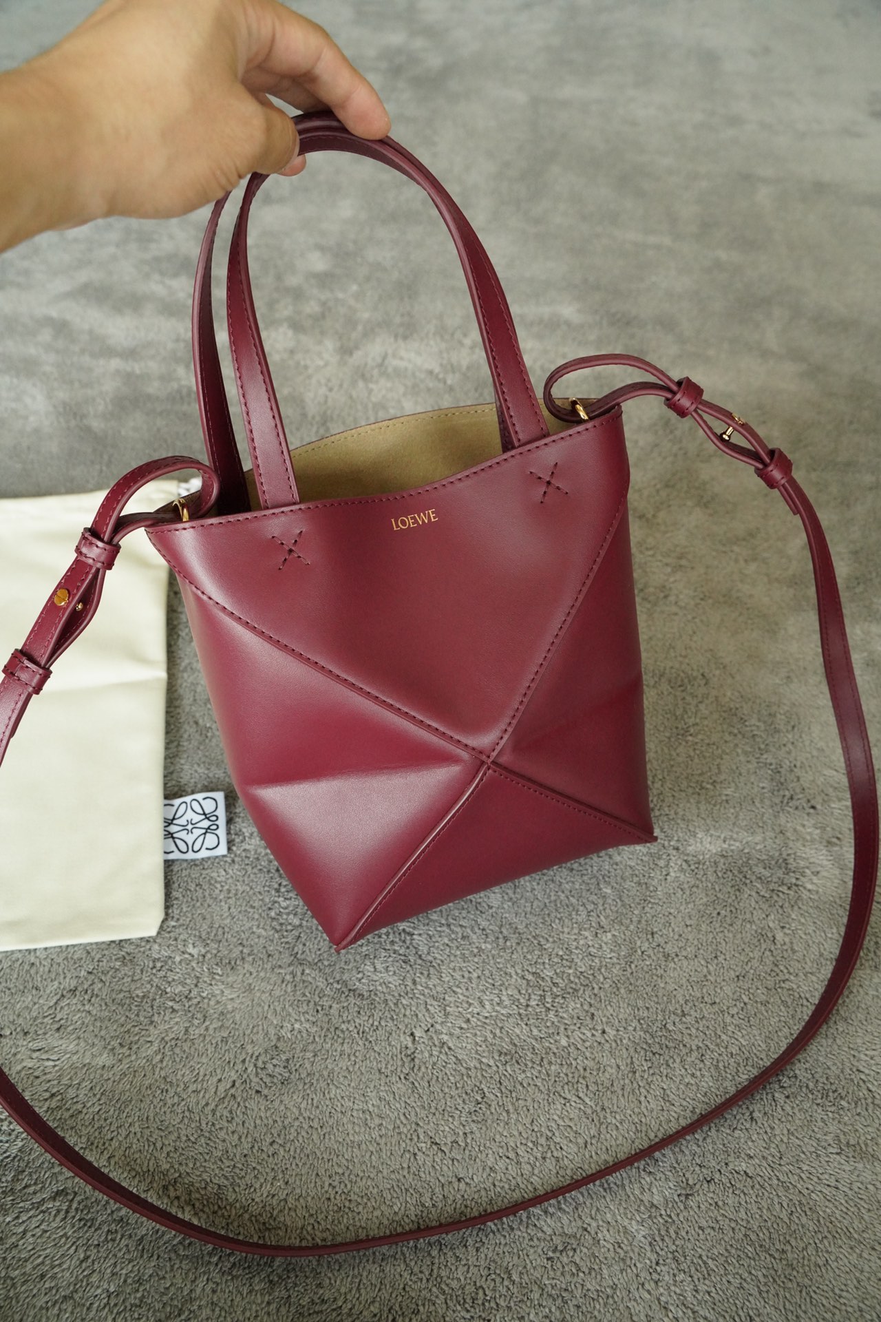 LOEWE Mini/Medium Puzzle Fold tote in shiny calfskin Dark Burgundy